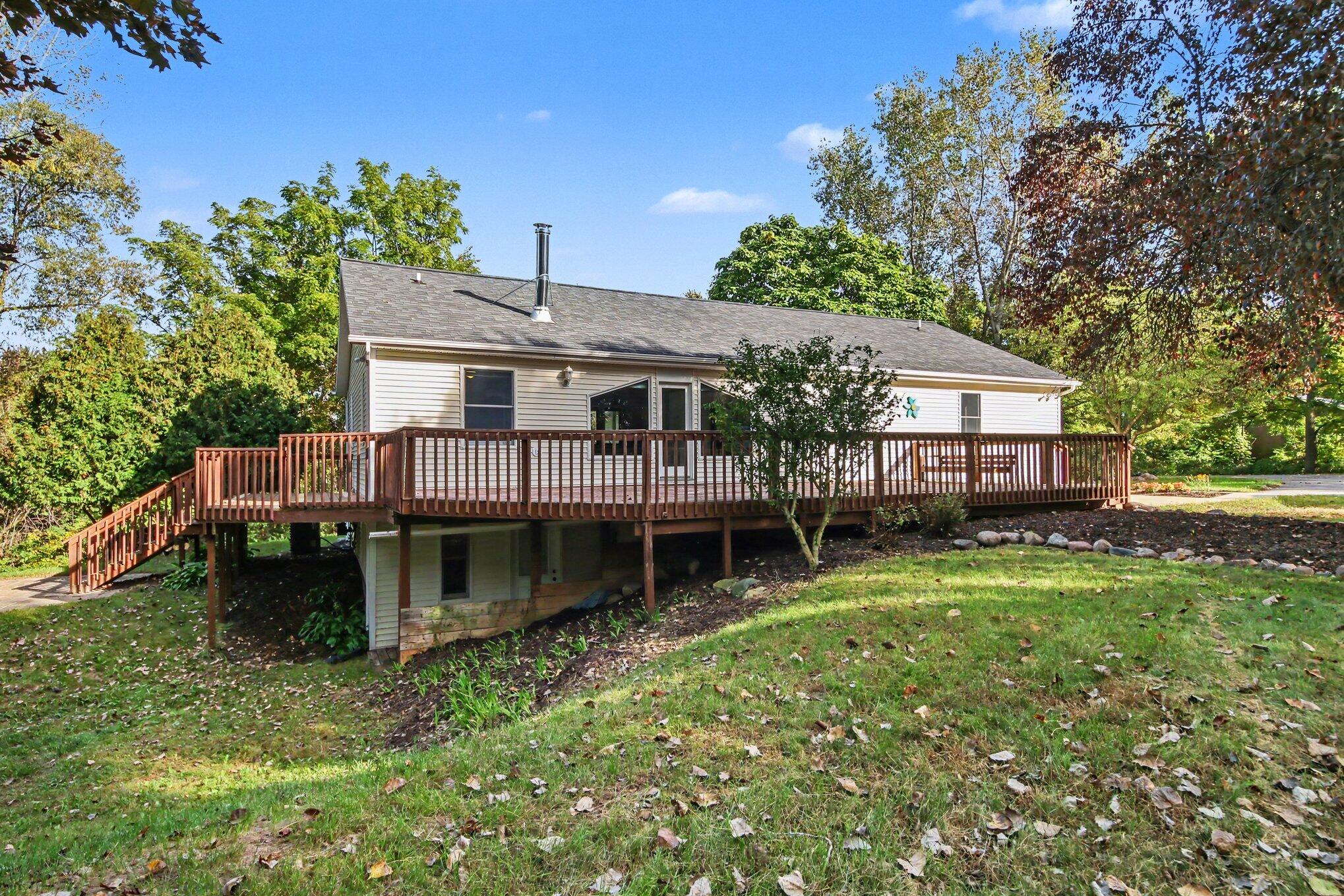 4533 Fruit Ridge Avenue NW Grand Rapids MI 49544