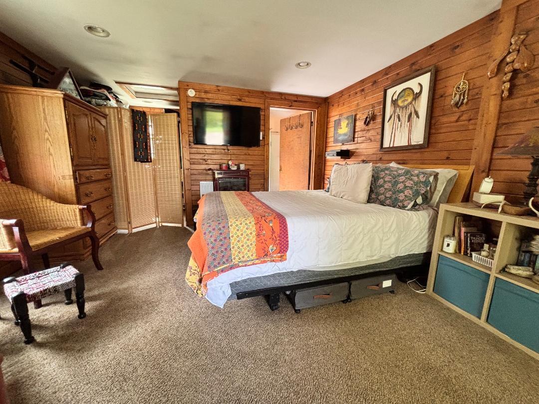 404 Cedar Street Three Oaks MI 49128