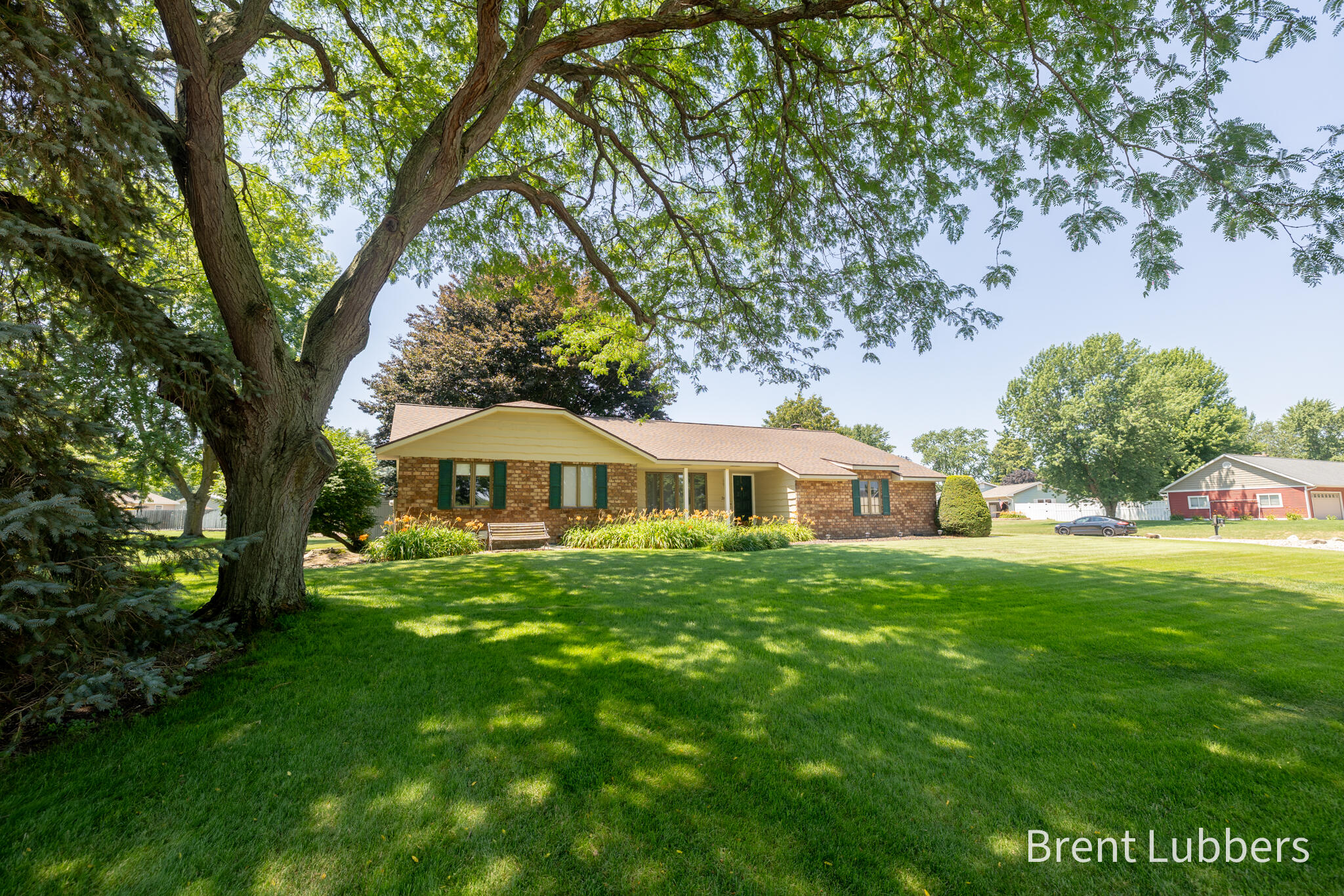 2685 E Chester Drive Zeeland MI 49464