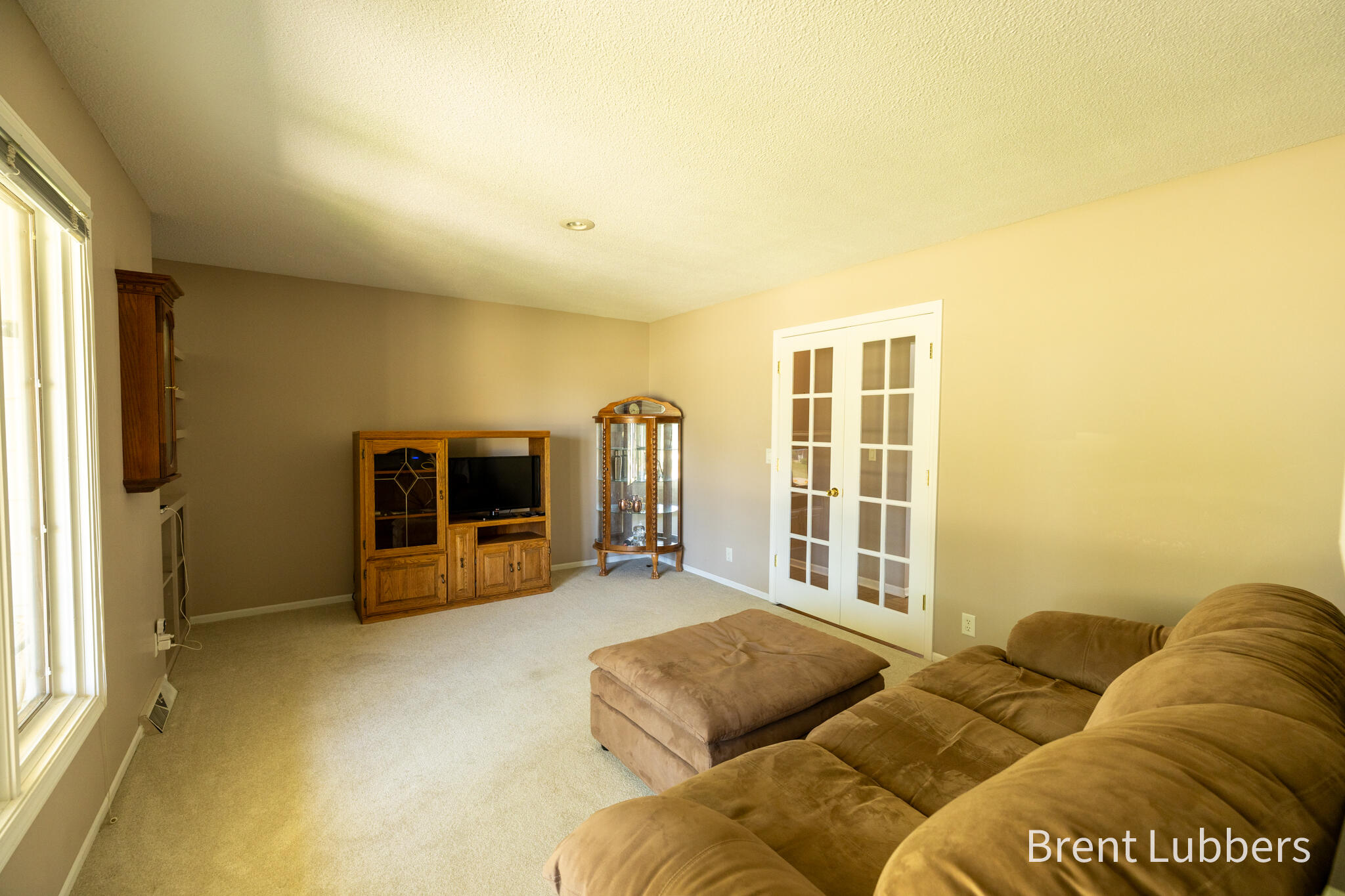 2685 E Chester Drive Zeeland MI 49464