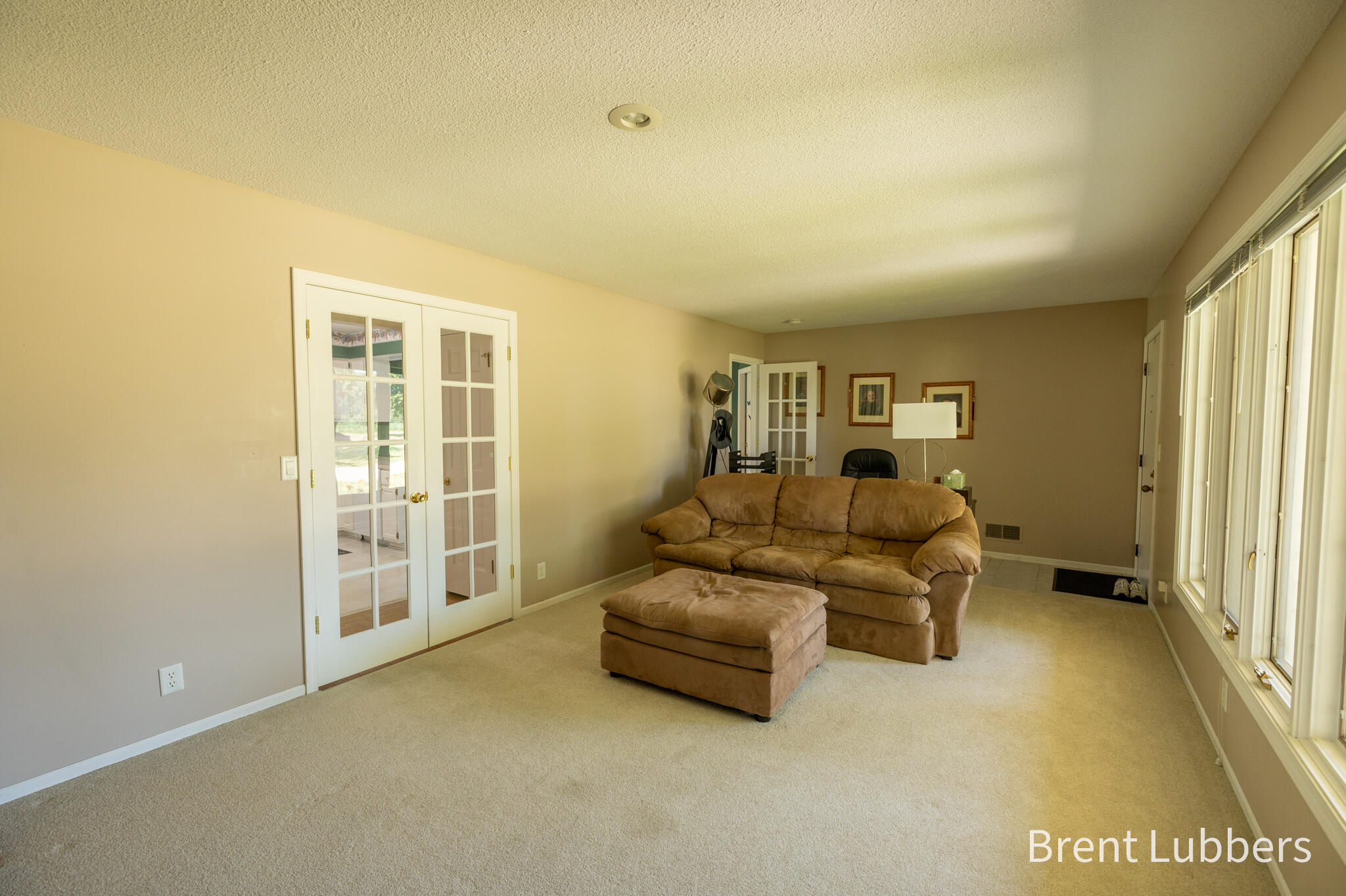 2685 E Chester Drive Zeeland MI 49464