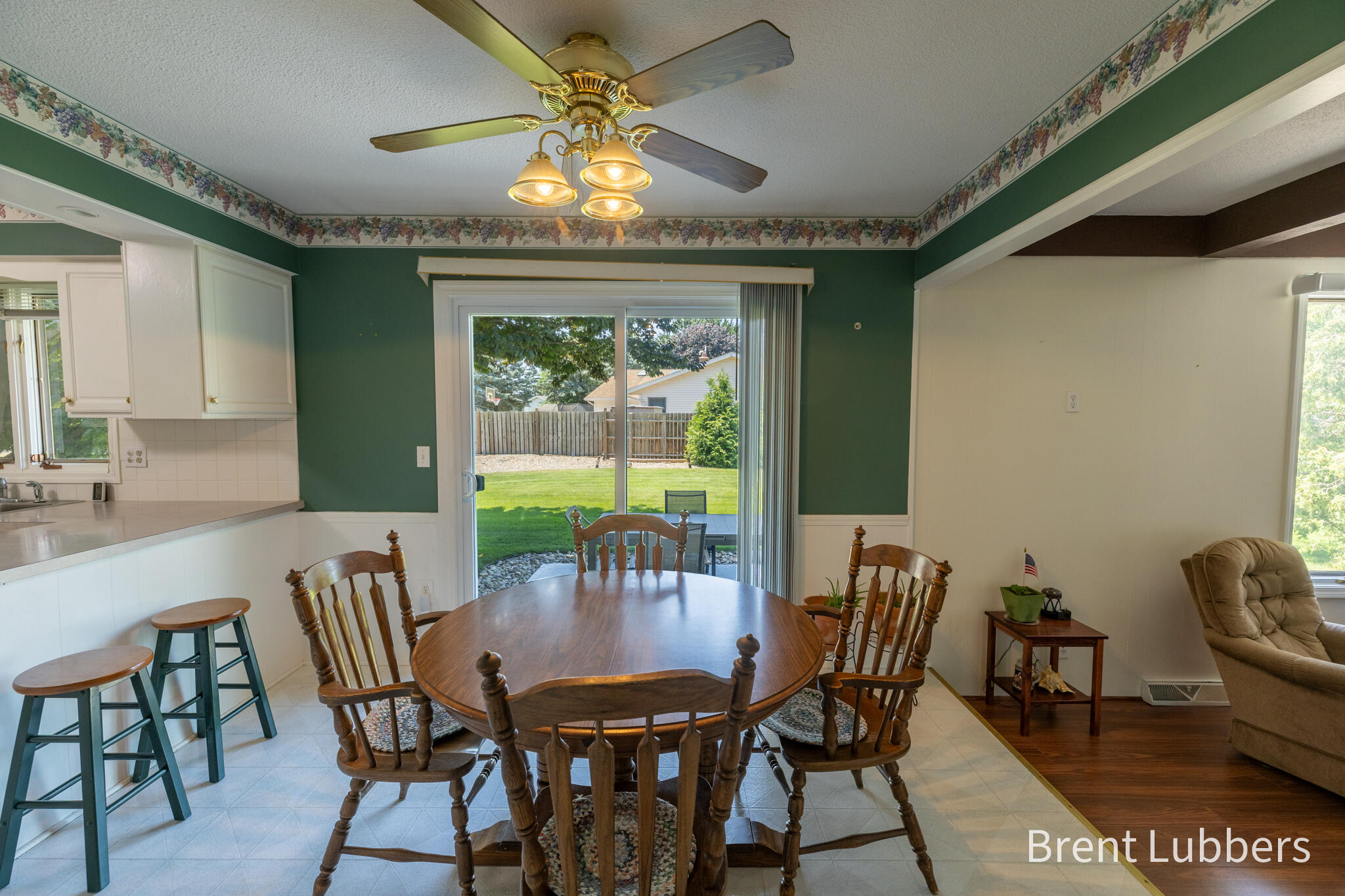 2685 E Chester Drive Zeeland MI 49464