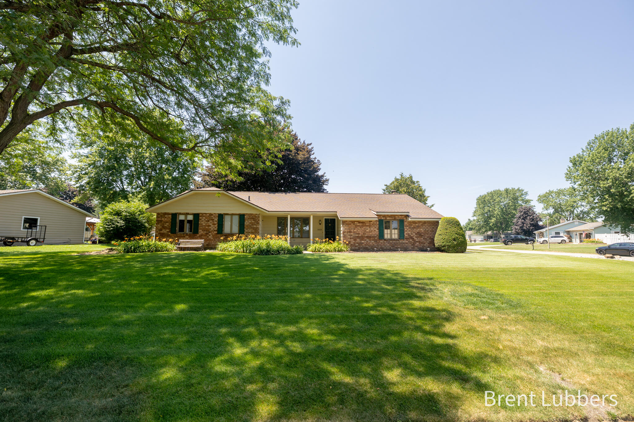 2685 E Chester Drive Zeeland MI 49464