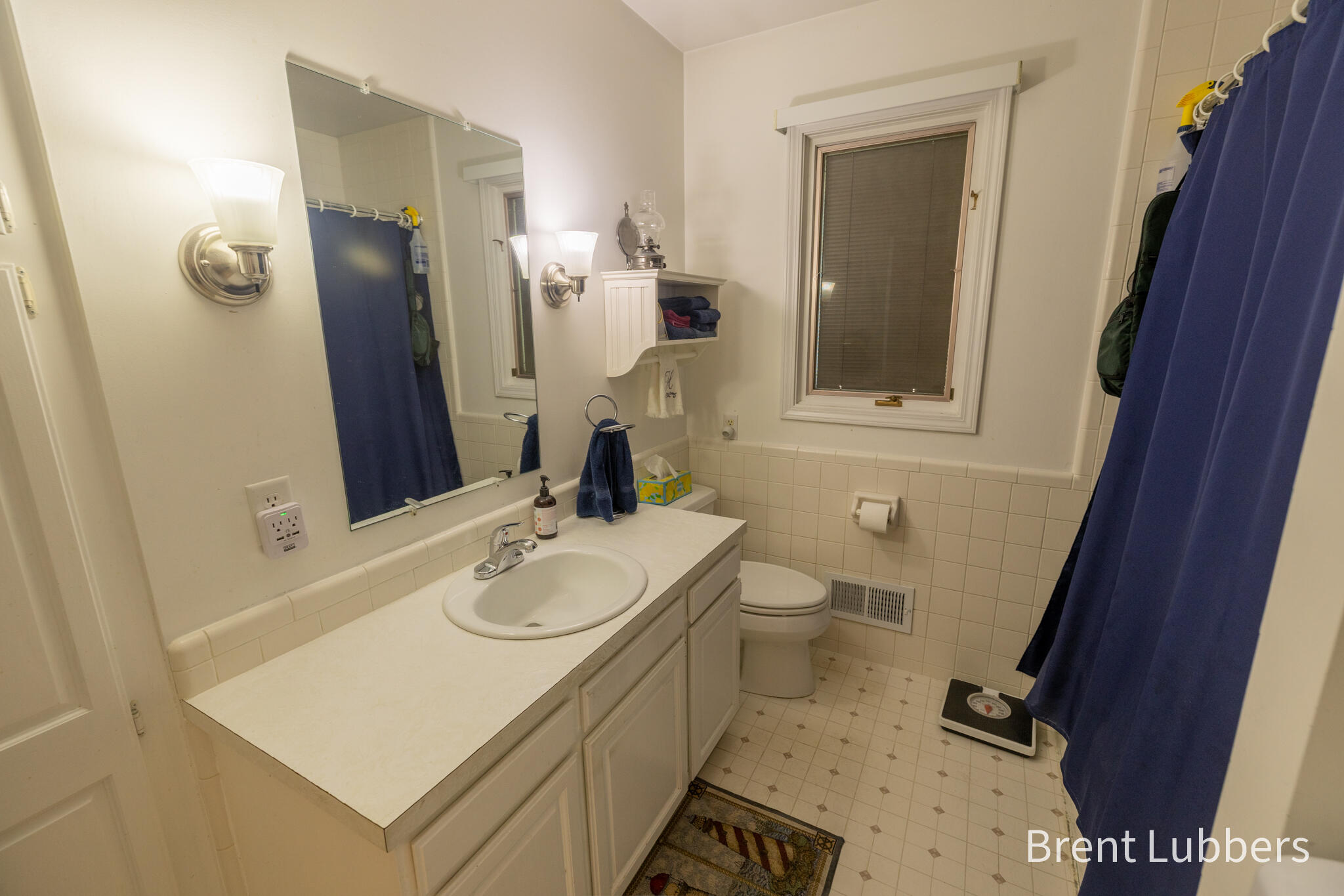 2685 E Chester Drive Zeeland MI 49464