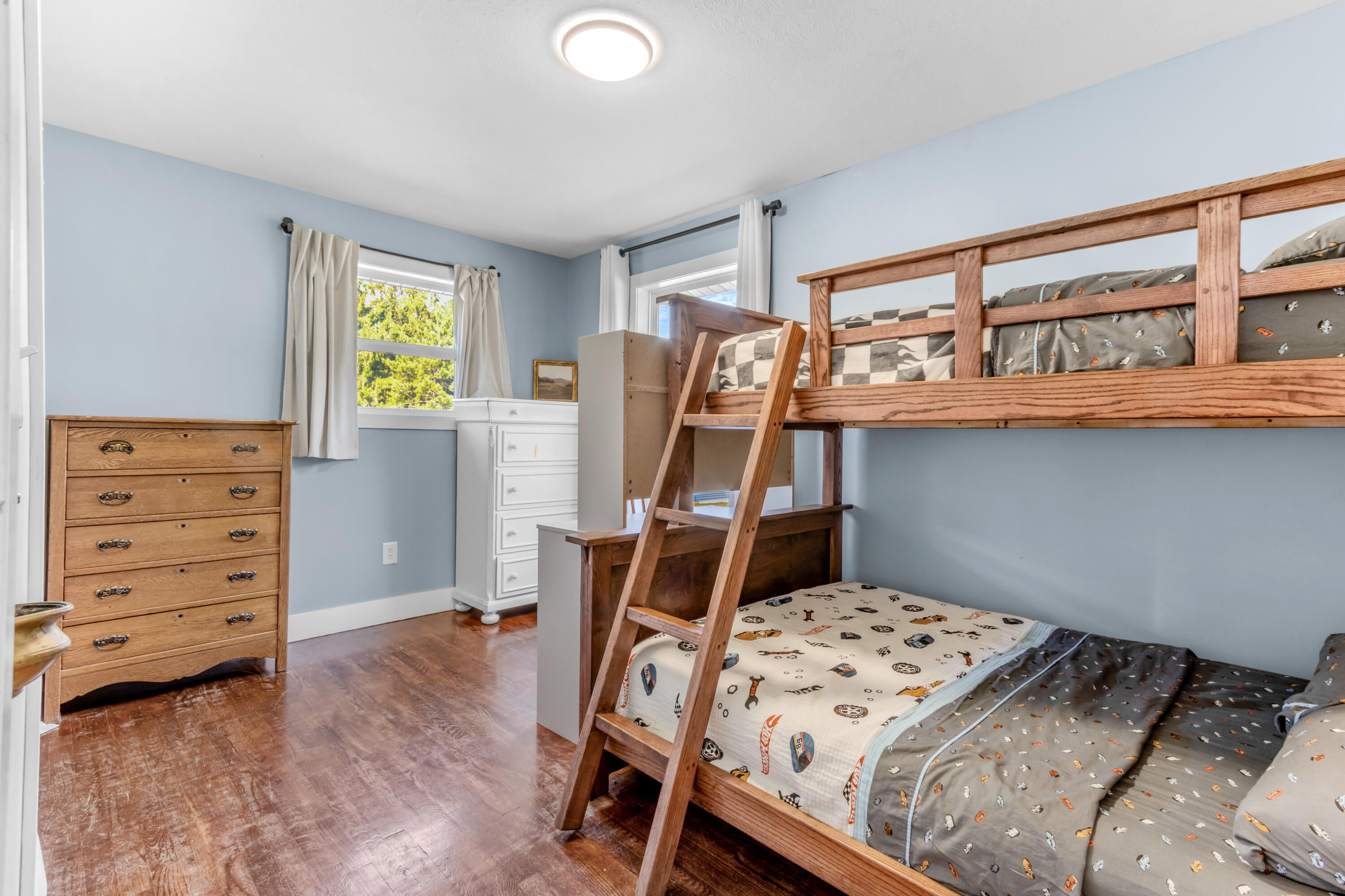10390 Lovers Lane NW Grand Rapids MI 49534