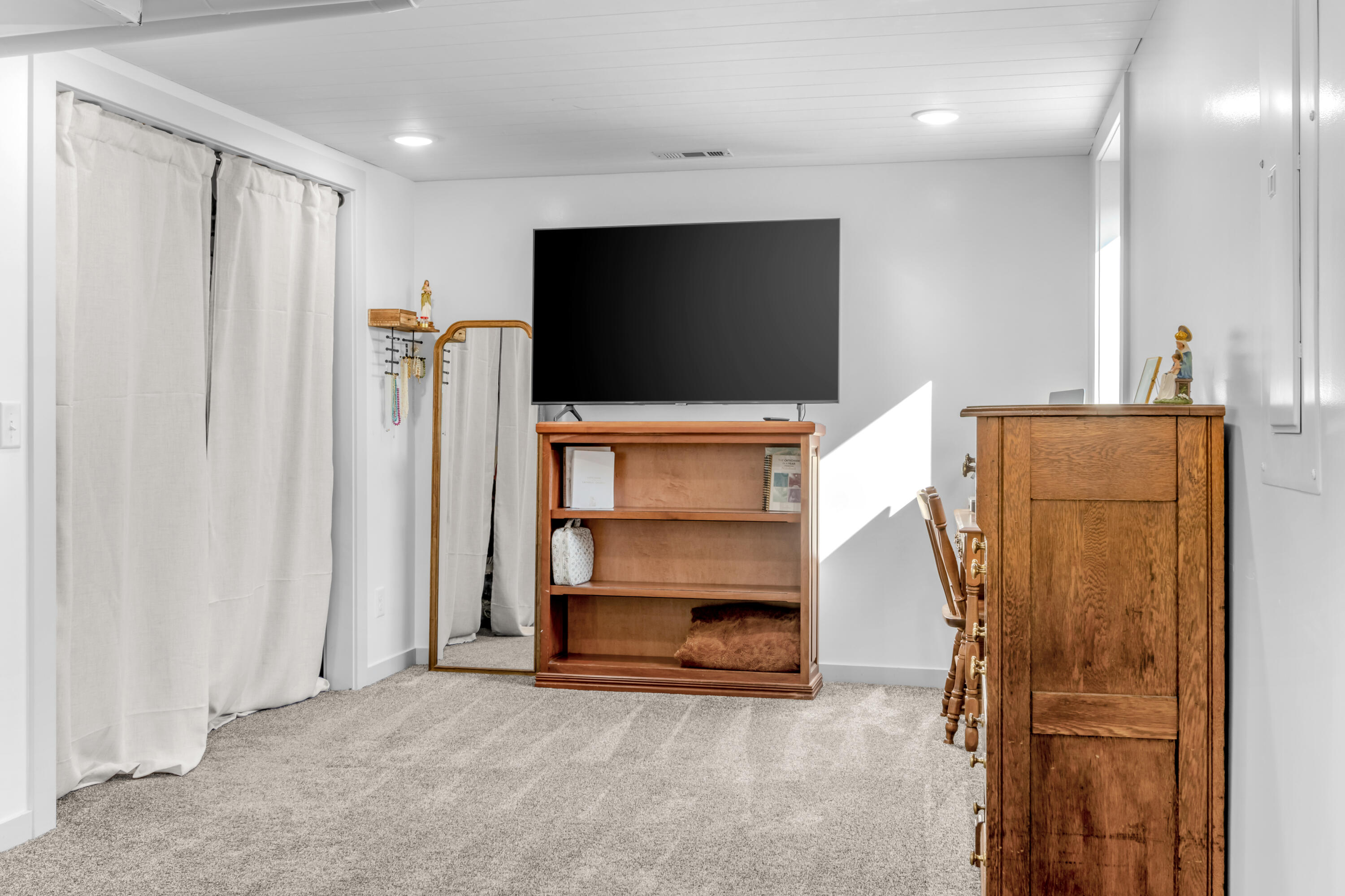 10390 Lovers Lane NW Grand Rapids MI 49534