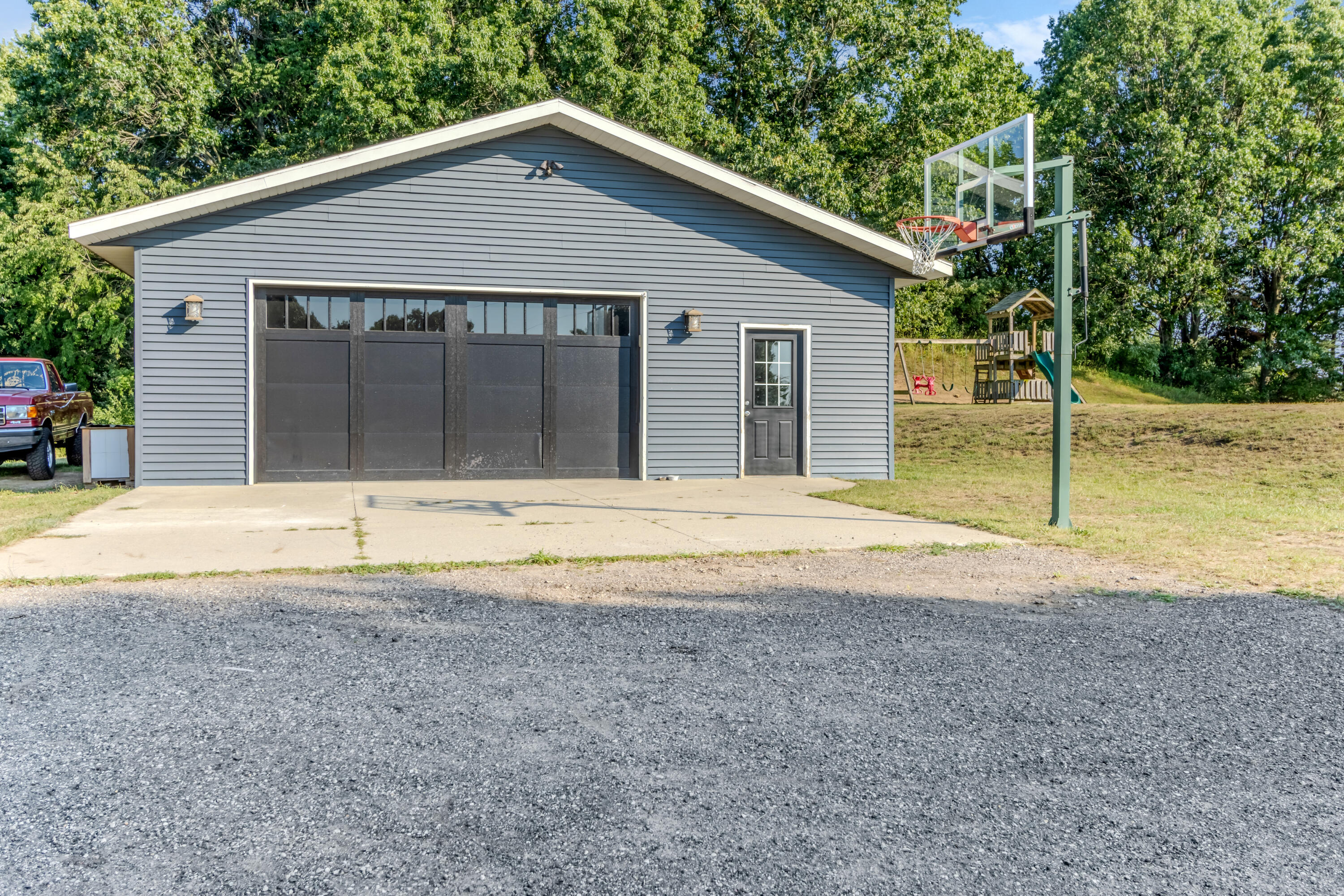 10390 Lovers Lane NW Grand Rapids MI 49534