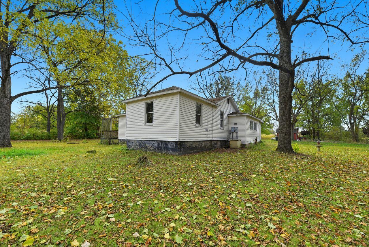 9936 E Wilson Road New Buffalo MI 49117