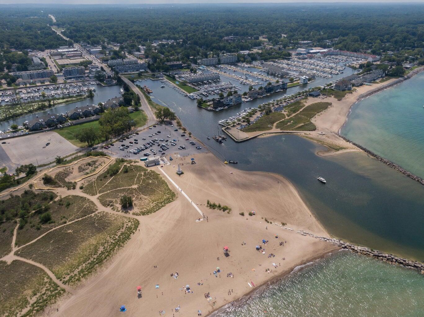 9936 E Wilson Road New Buffalo MI 49117