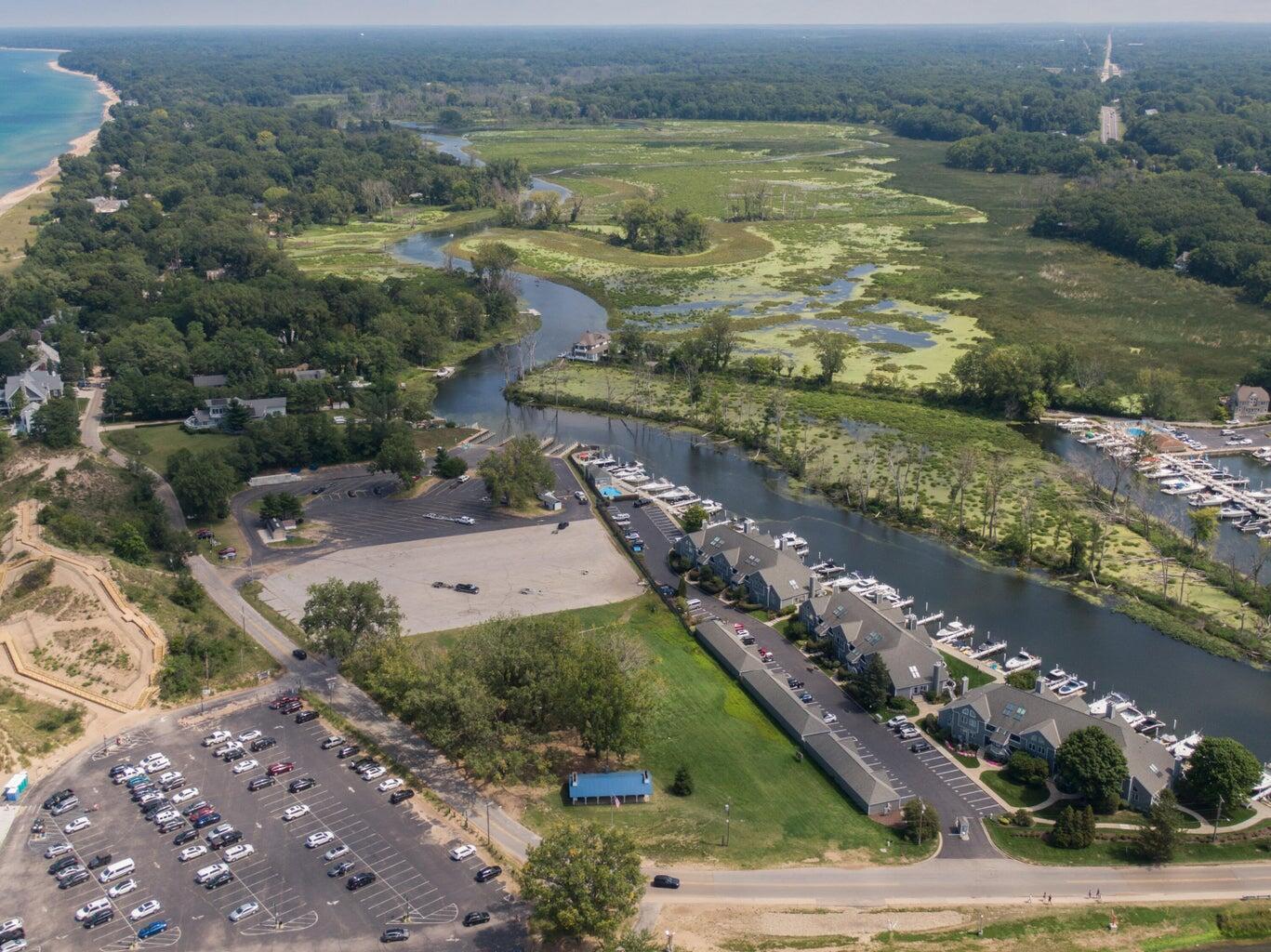 9936 E Wilson Road New Buffalo MI 49117