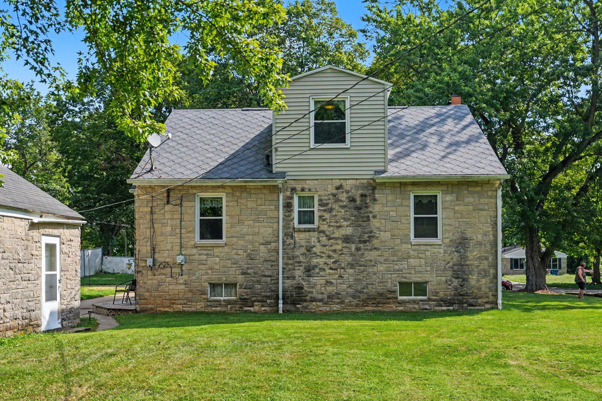 2 S Fairview Avenue Niles MI 49120
