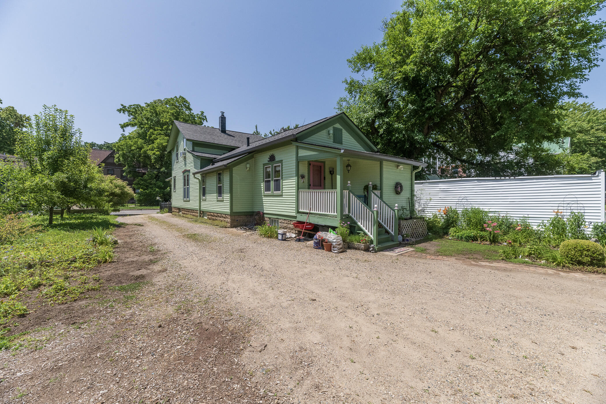 1013 S Park Street Kalamazoo MI 49001
