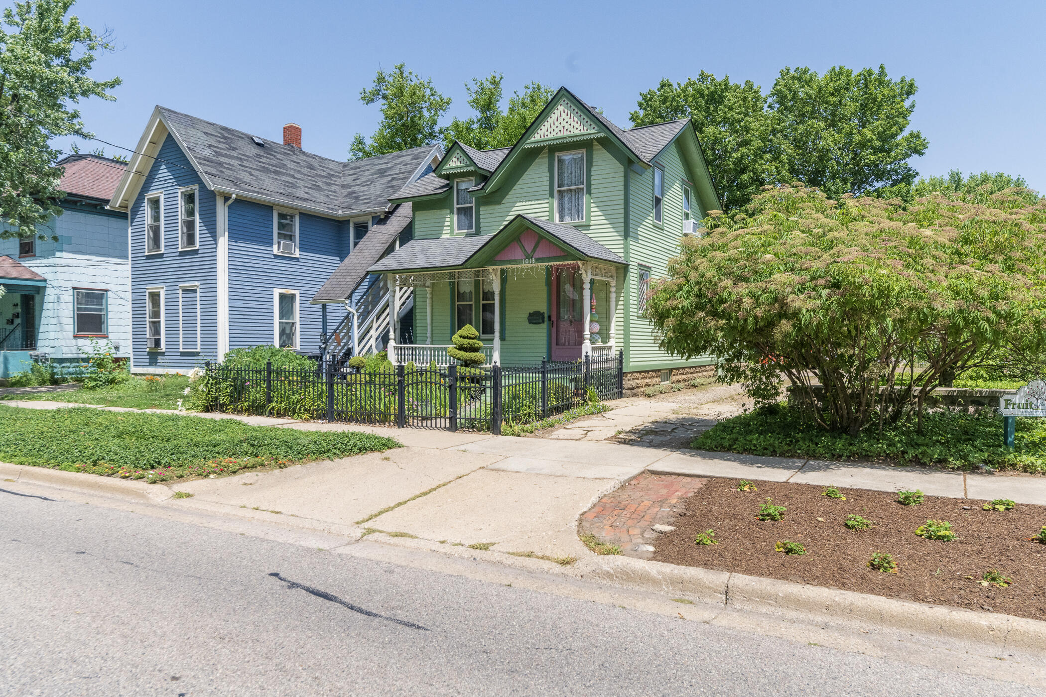 1013 S Park Street Kalamazoo MI 49001