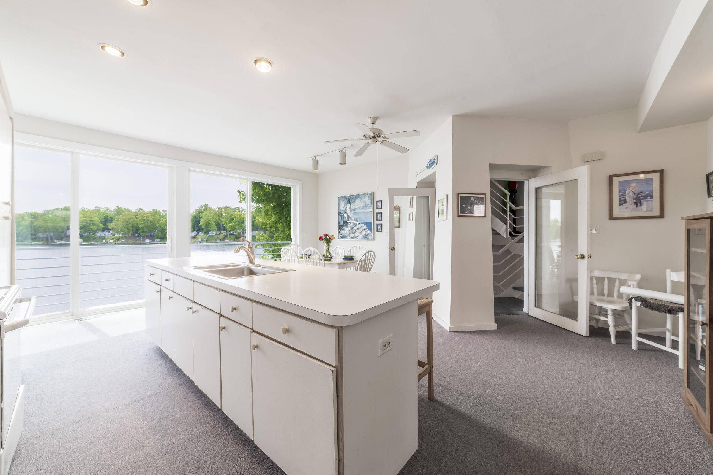 15657 Lakeview Drive Buchanan MI 49107