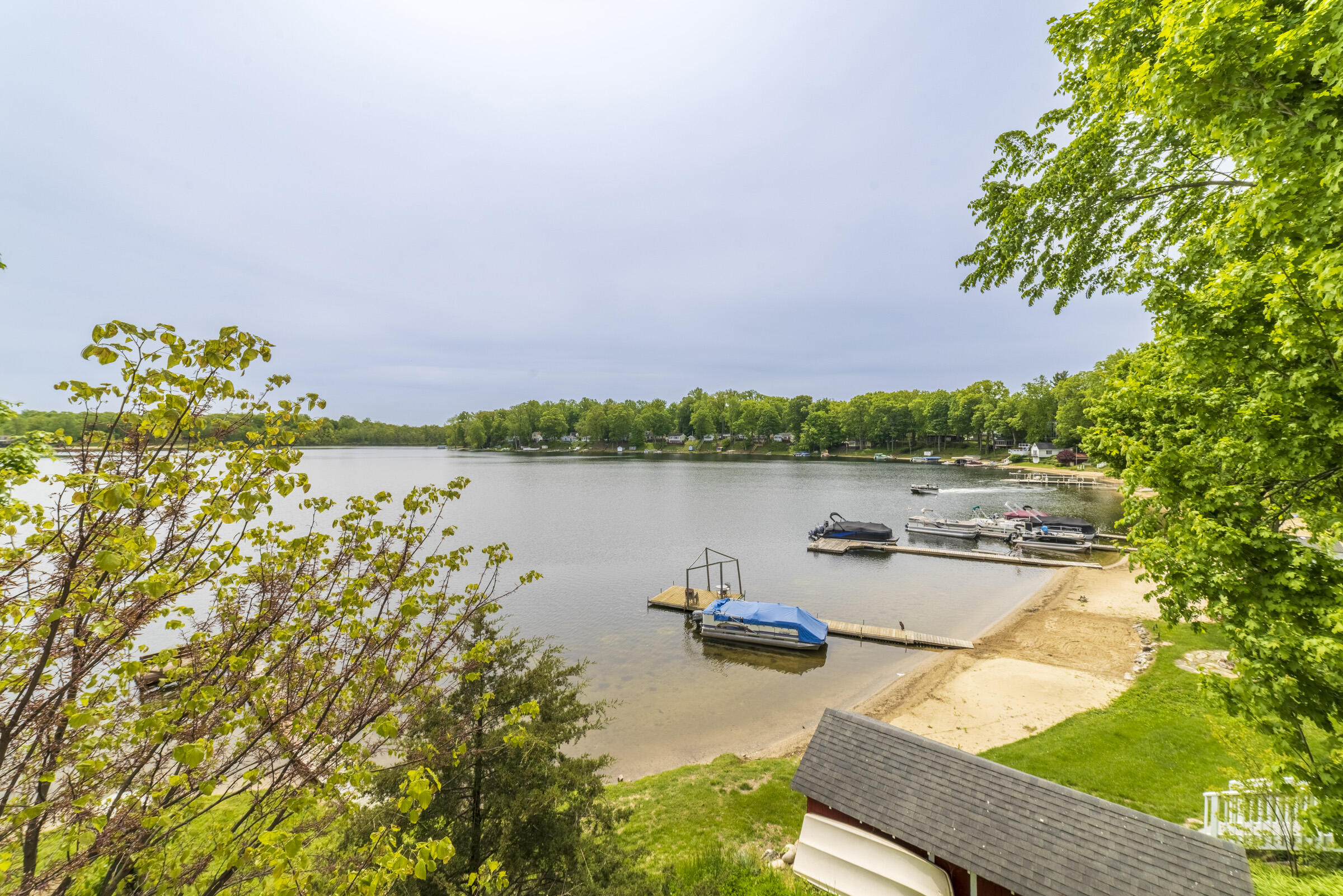 15657 Lakeview Drive Buchanan MI 49107