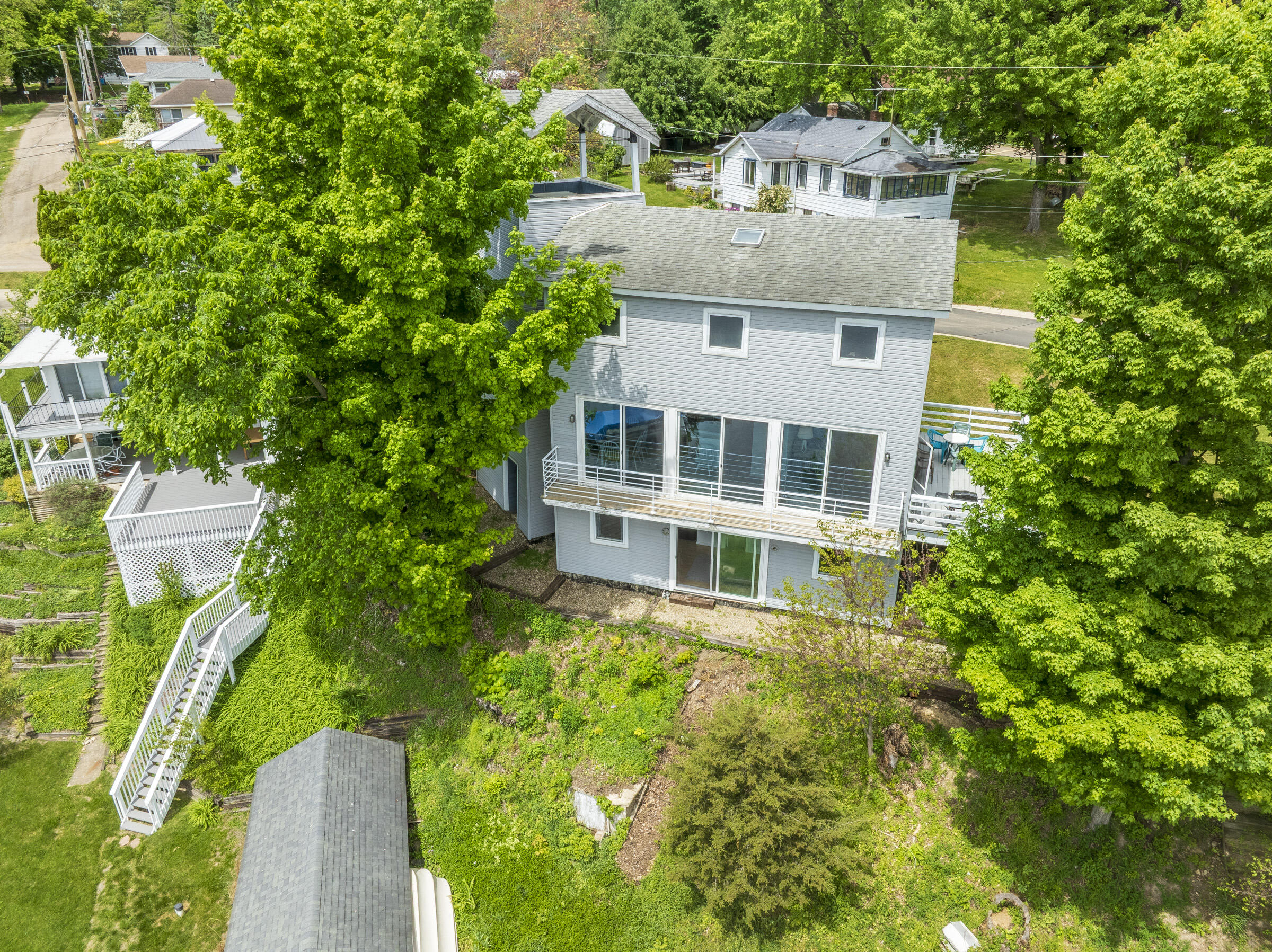 15657 Lakeview Drive Buchanan MI 49107