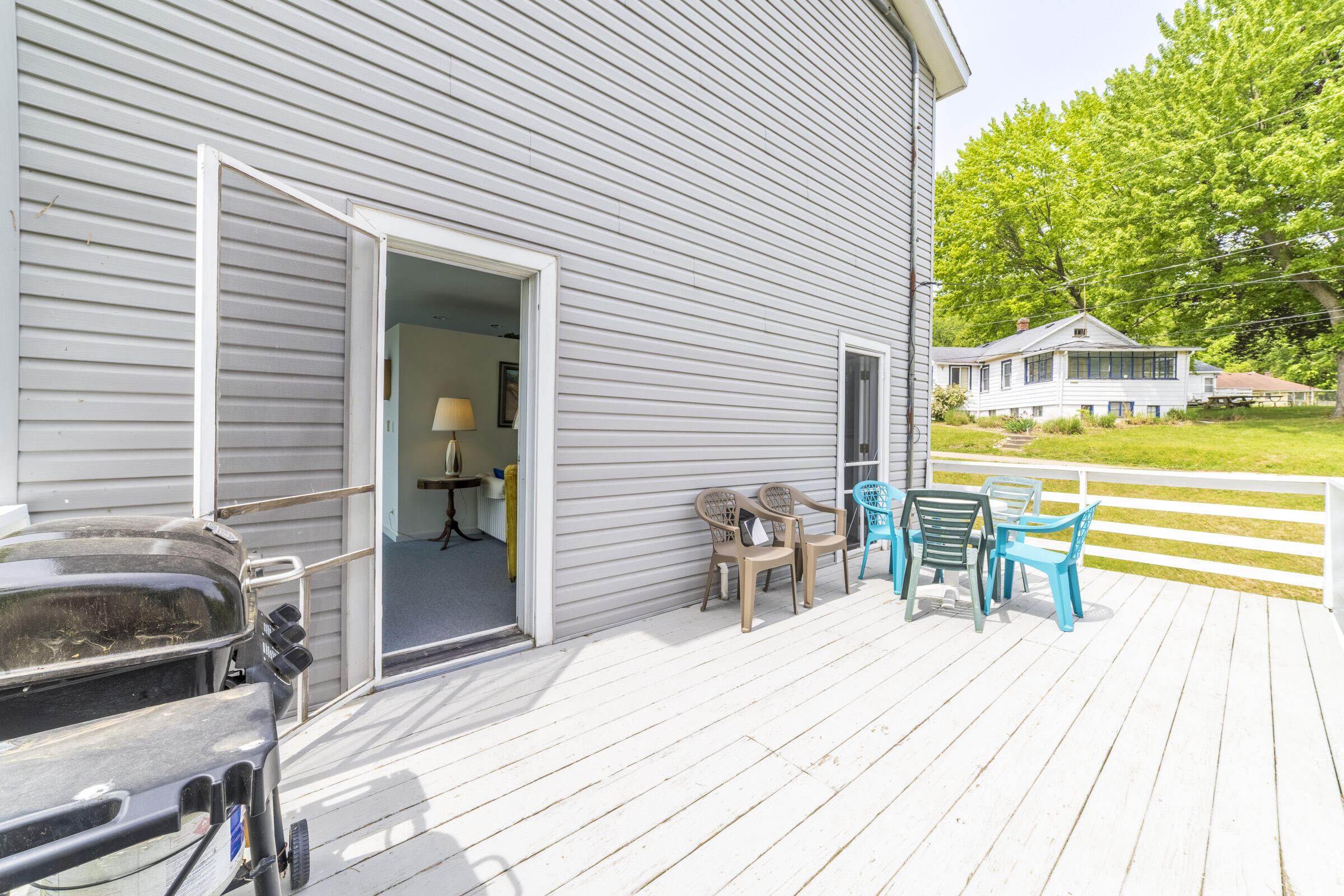 15657 Lakeview Drive Buchanan MI 49107