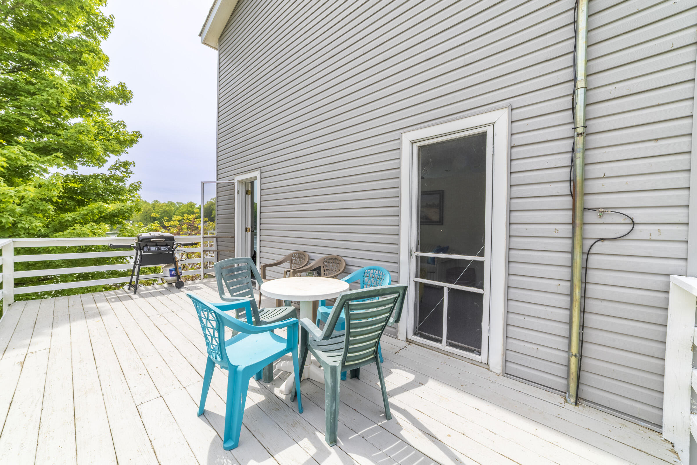 15657 Lakeview Drive Buchanan MI 49107