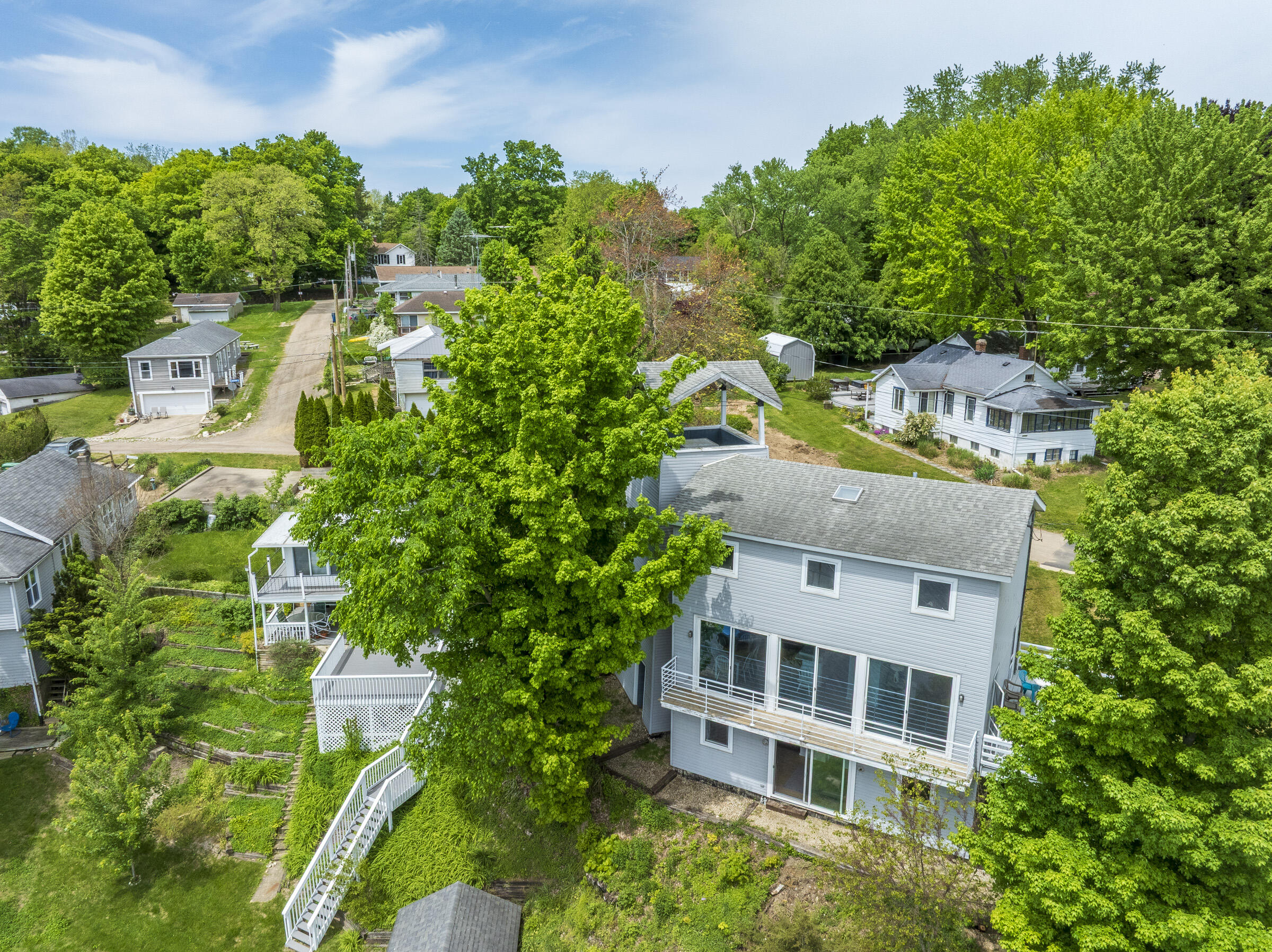15657 Lakeview Drive Buchanan MI 49107