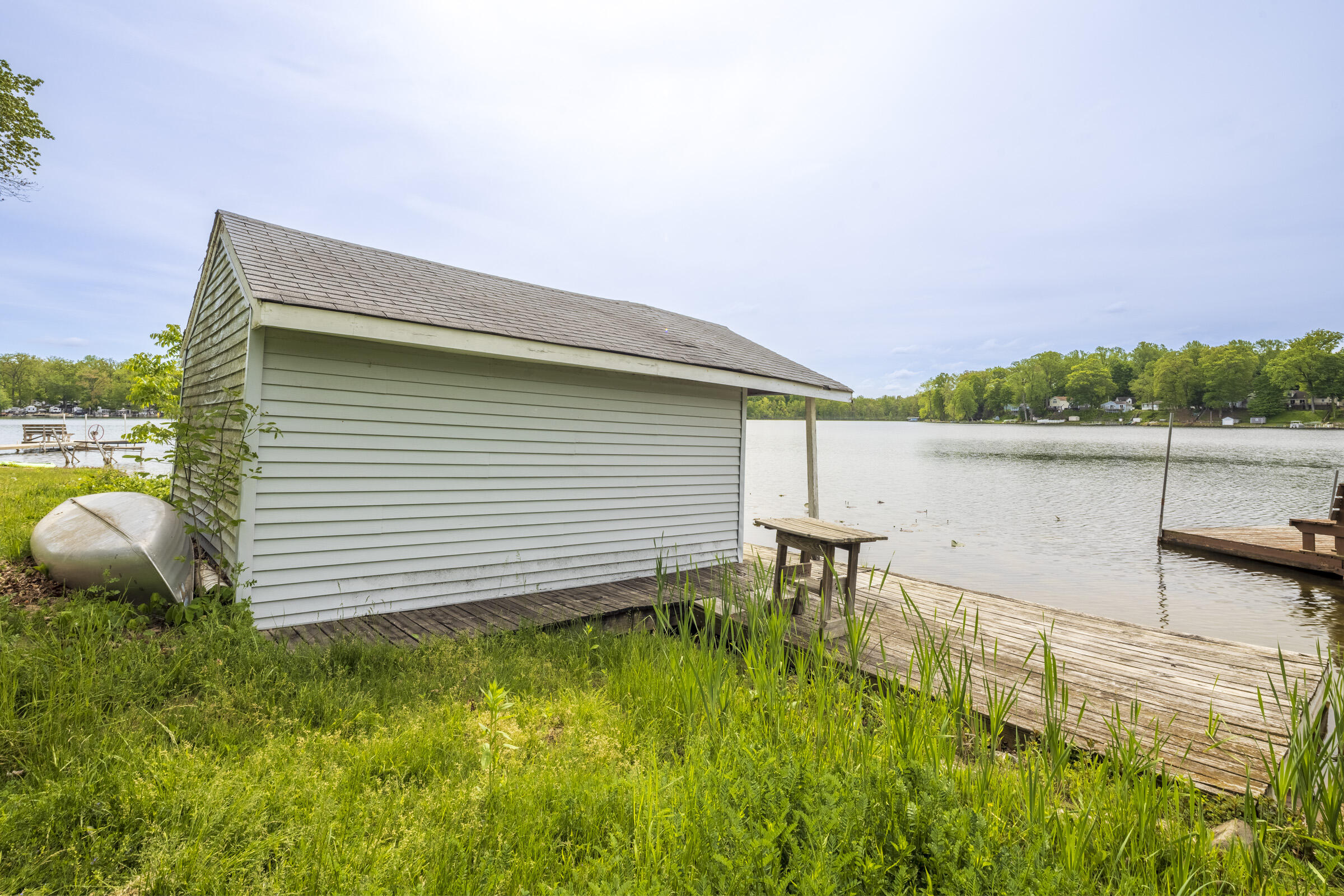 15657 Lakeview Drive Buchanan MI 49107