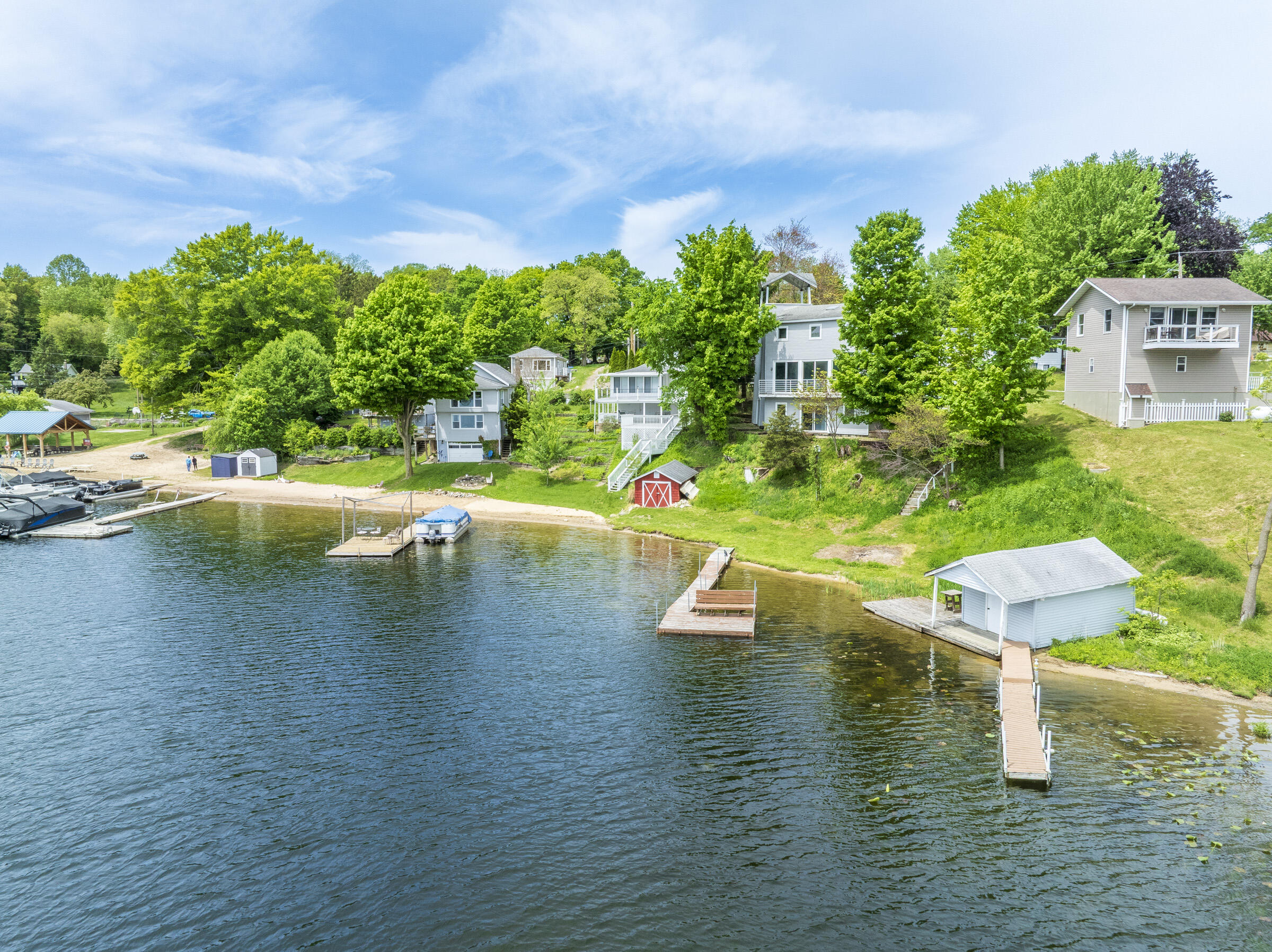 15657 Lakeview Drive Buchanan MI 49107