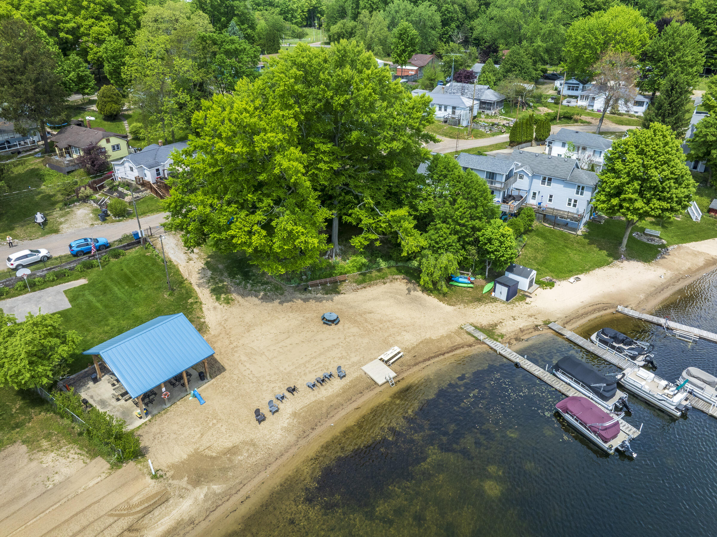 15657 Lakeview Drive Buchanan MI 49107