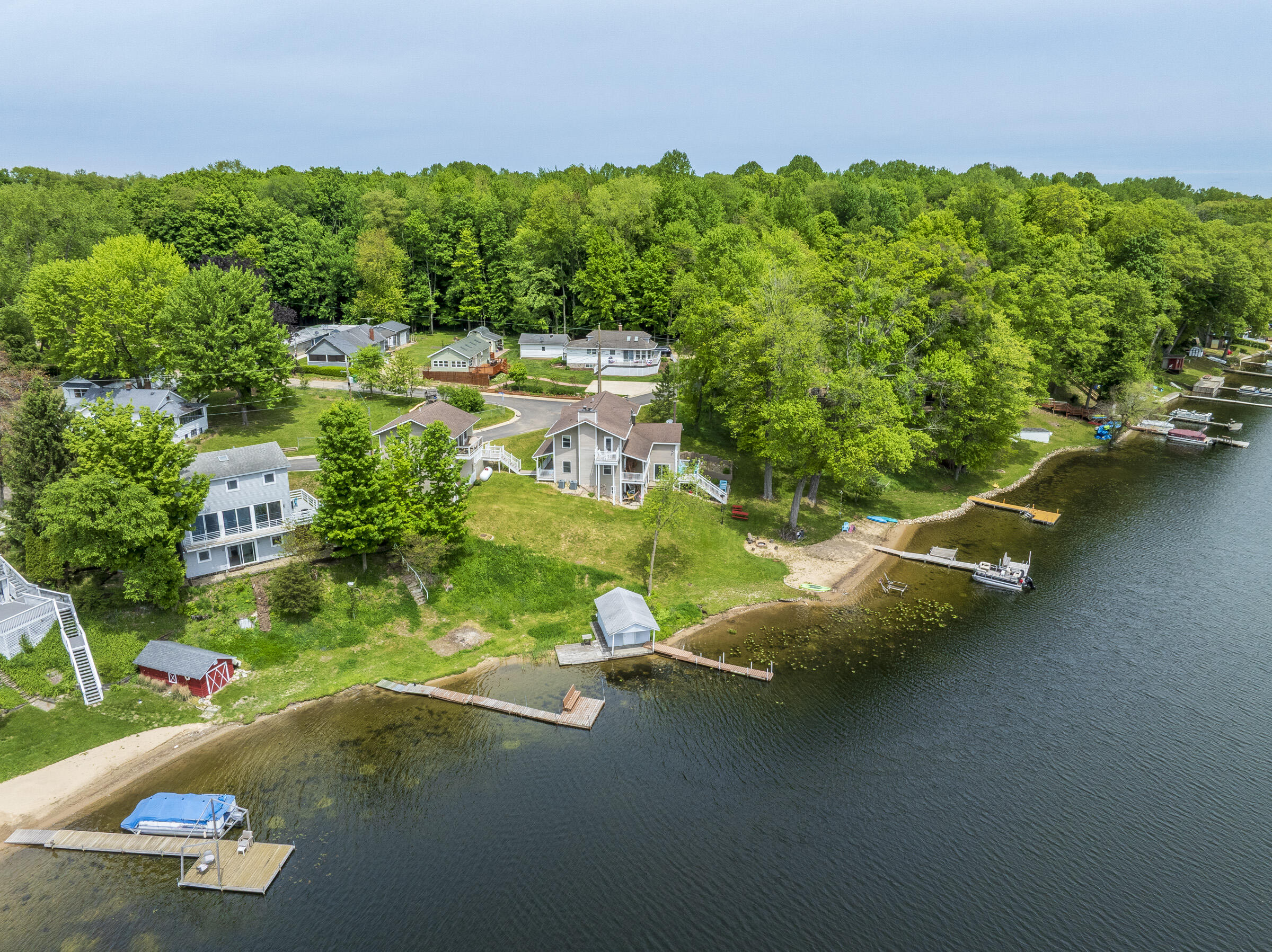 15657 Lakeview Drive Buchanan MI 49107