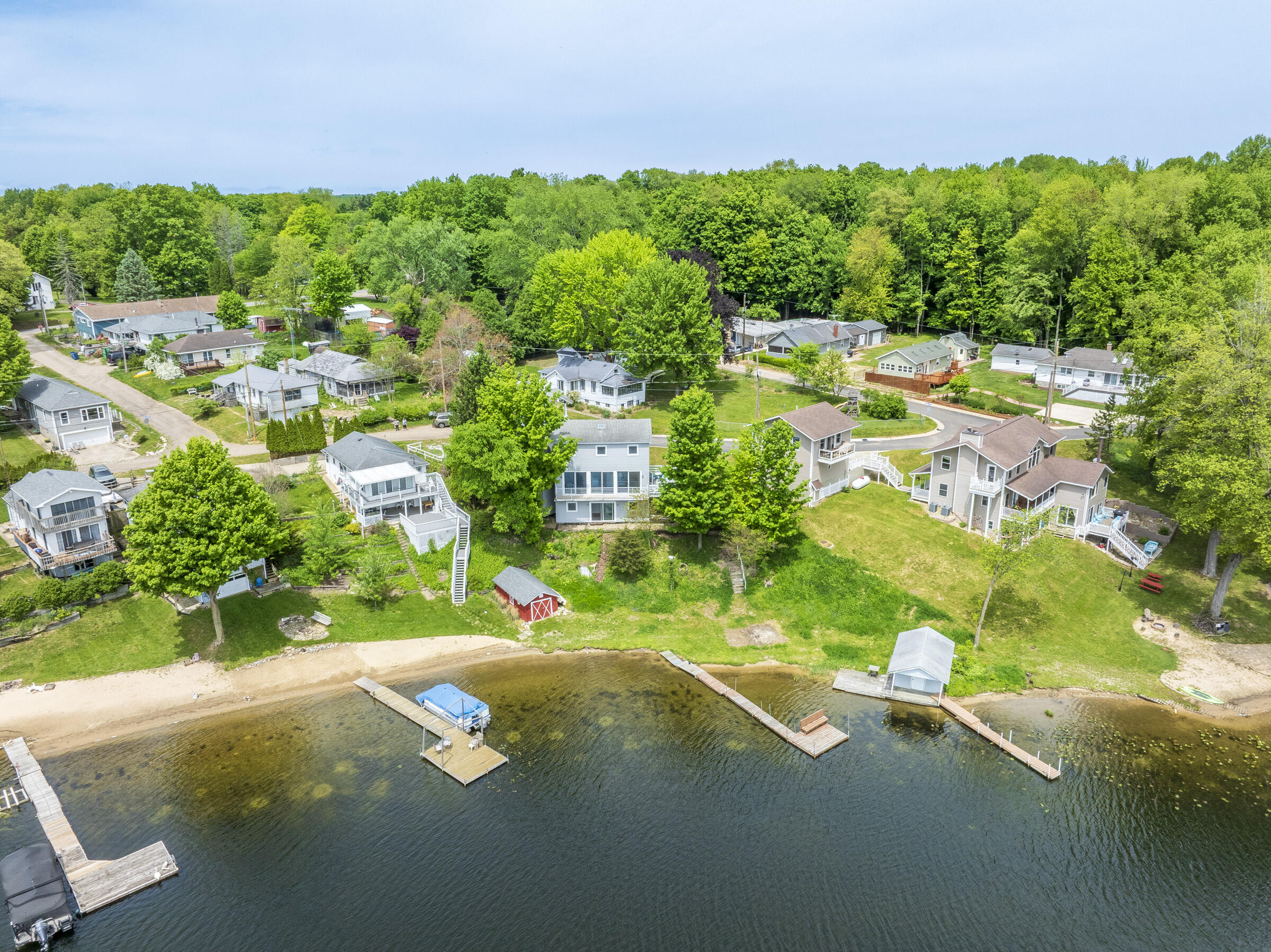 15657 Lakeview Drive Buchanan MI 49107