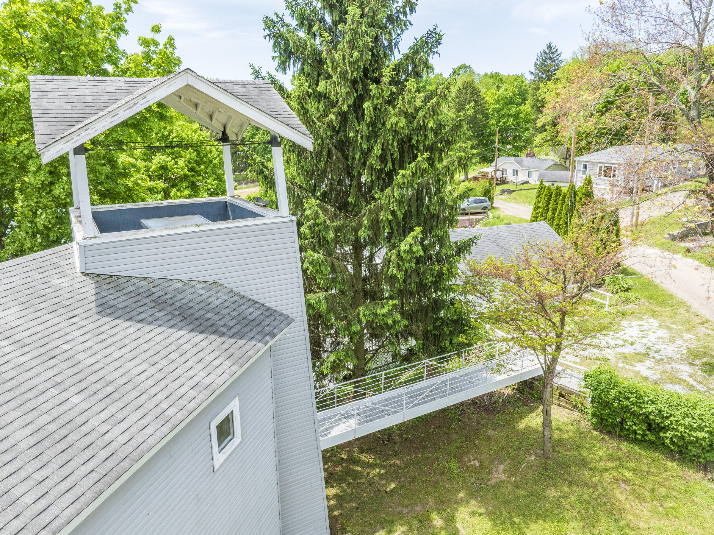 15657 Lakeview Drive Buchanan MI 49107
