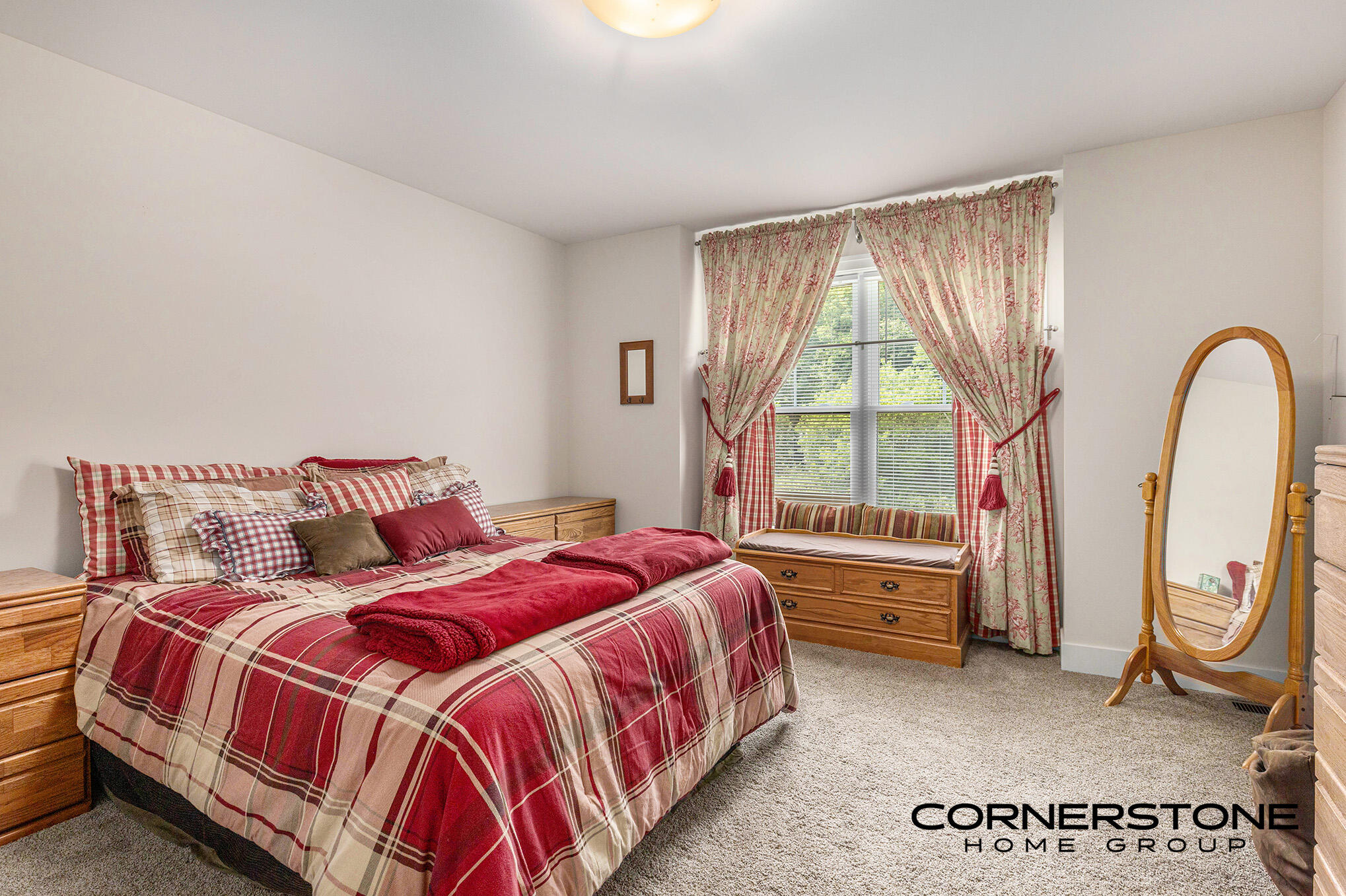 4304 Oak River Court NE Grand Rapids MI 49525