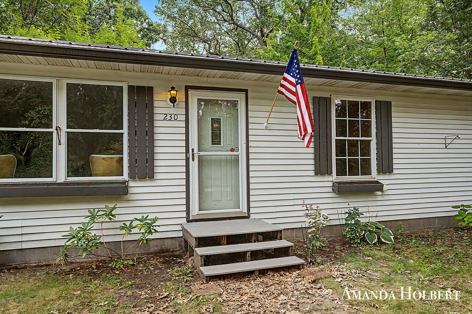230 Shonat Street Muskegon MI 49442