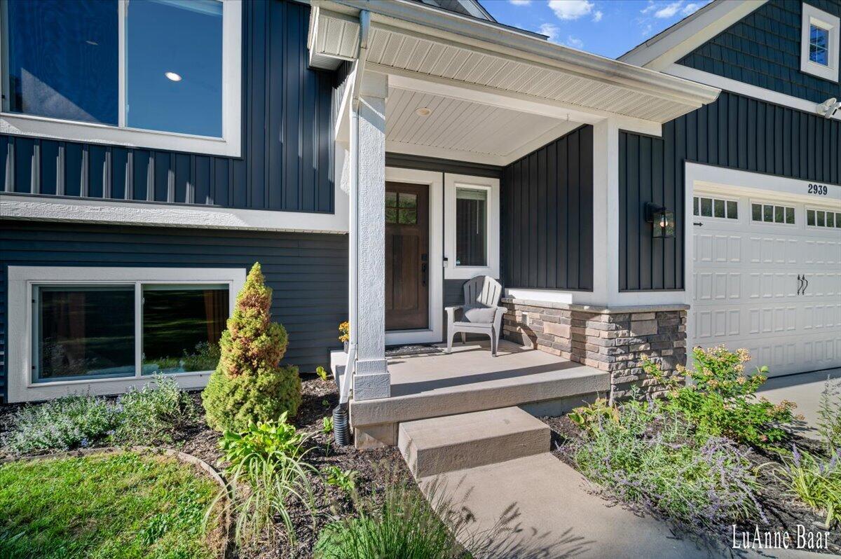 2939 5 Mile Road NE Grand Rapids MI 49525