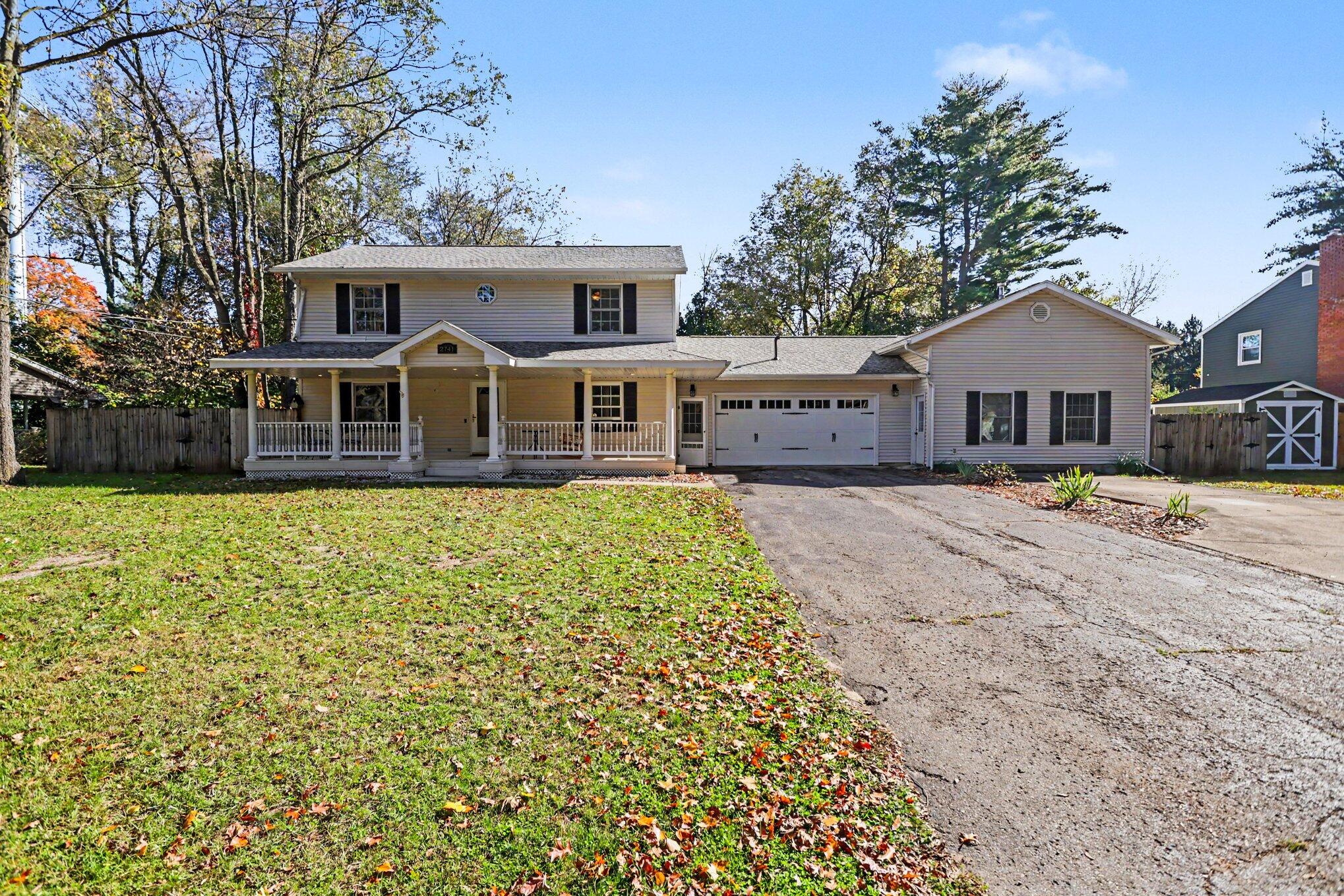 2741 Cloyster Court Kalamazoo MI 49008