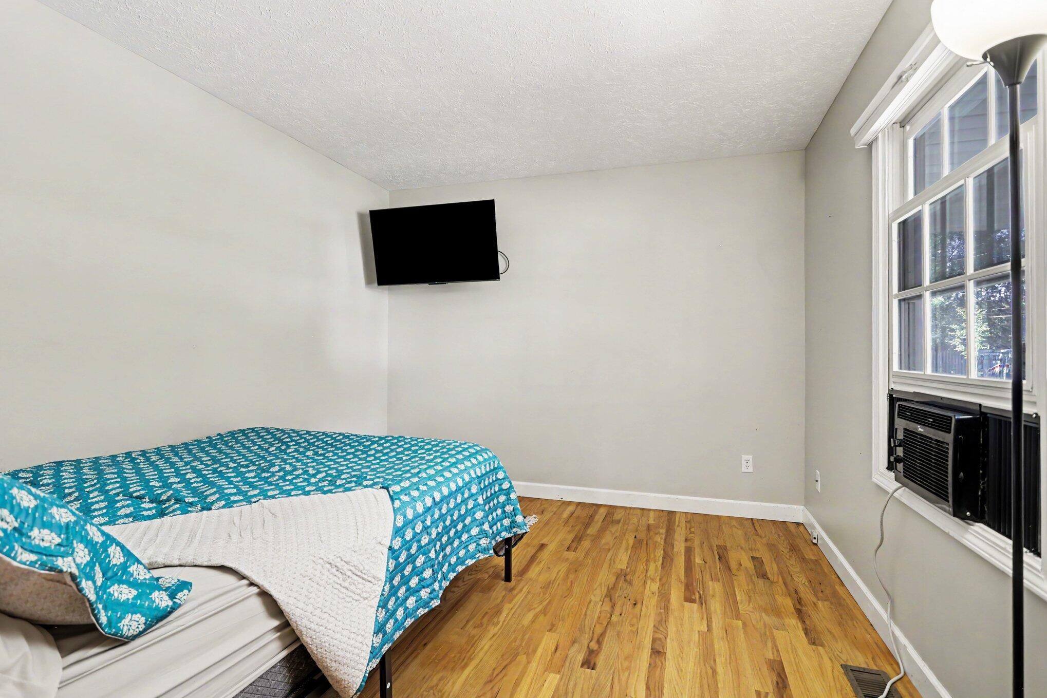 2741 Cloyster Court Kalamazoo MI 49008