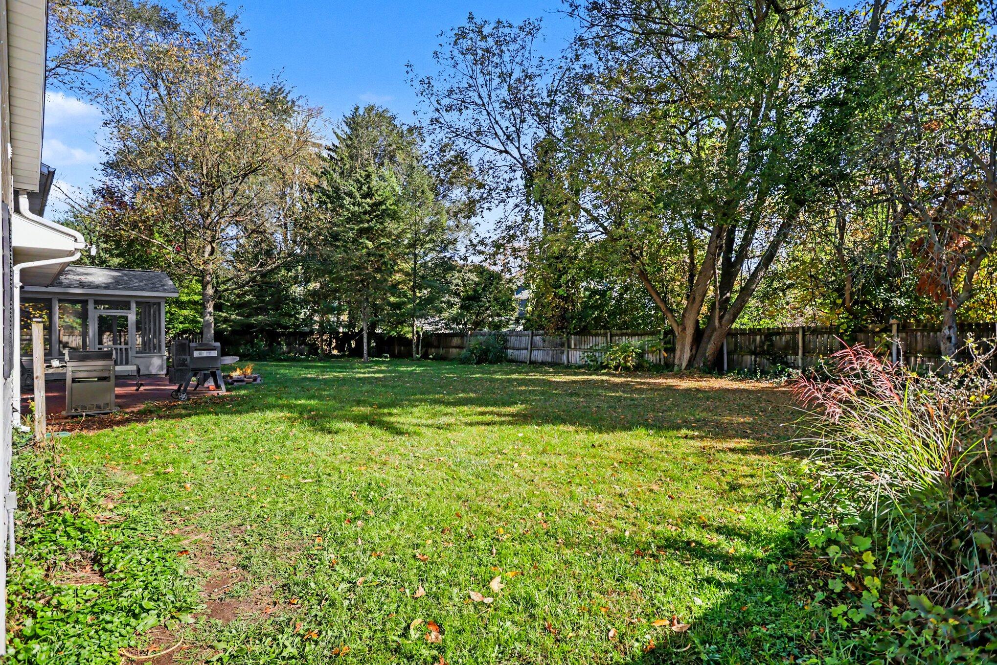 2741 Cloyster Court Kalamazoo MI 49008
