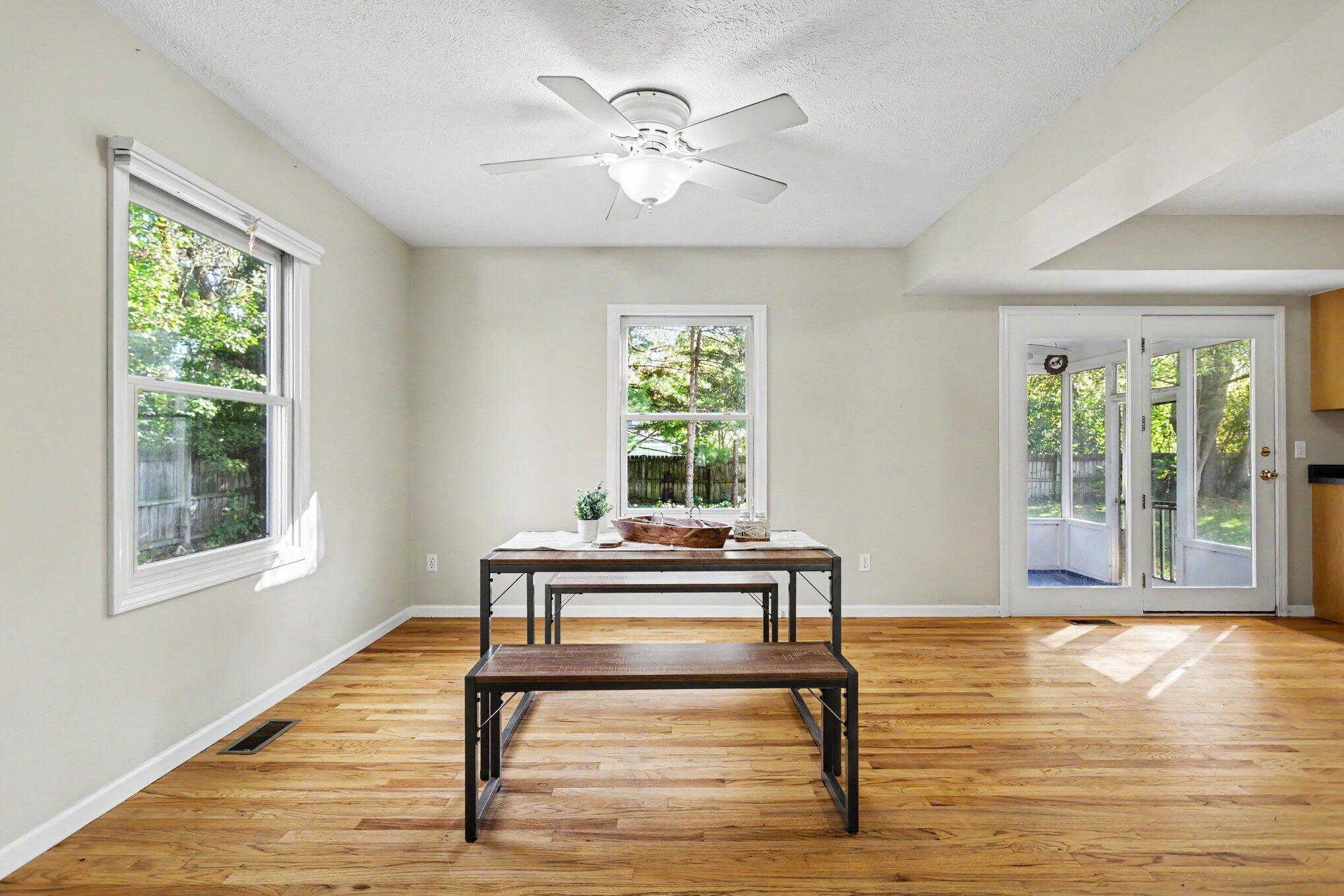 2741 Cloyster Court Kalamazoo MI 49008