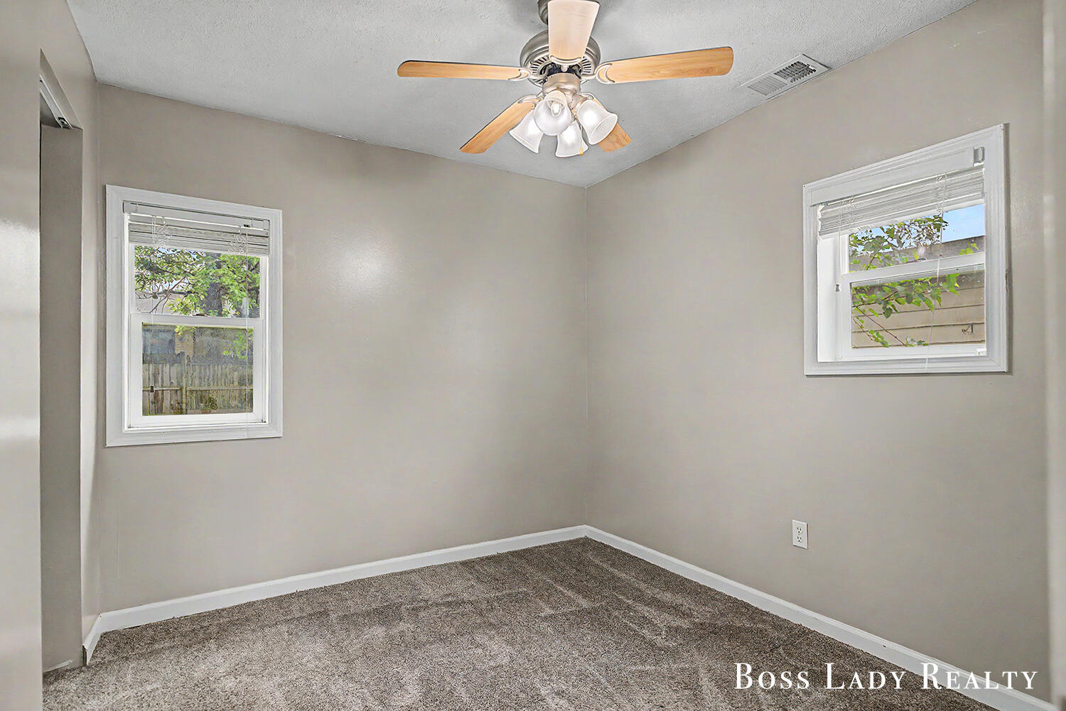 1220 Beechwood Street NE Grand Rapids MI 49505