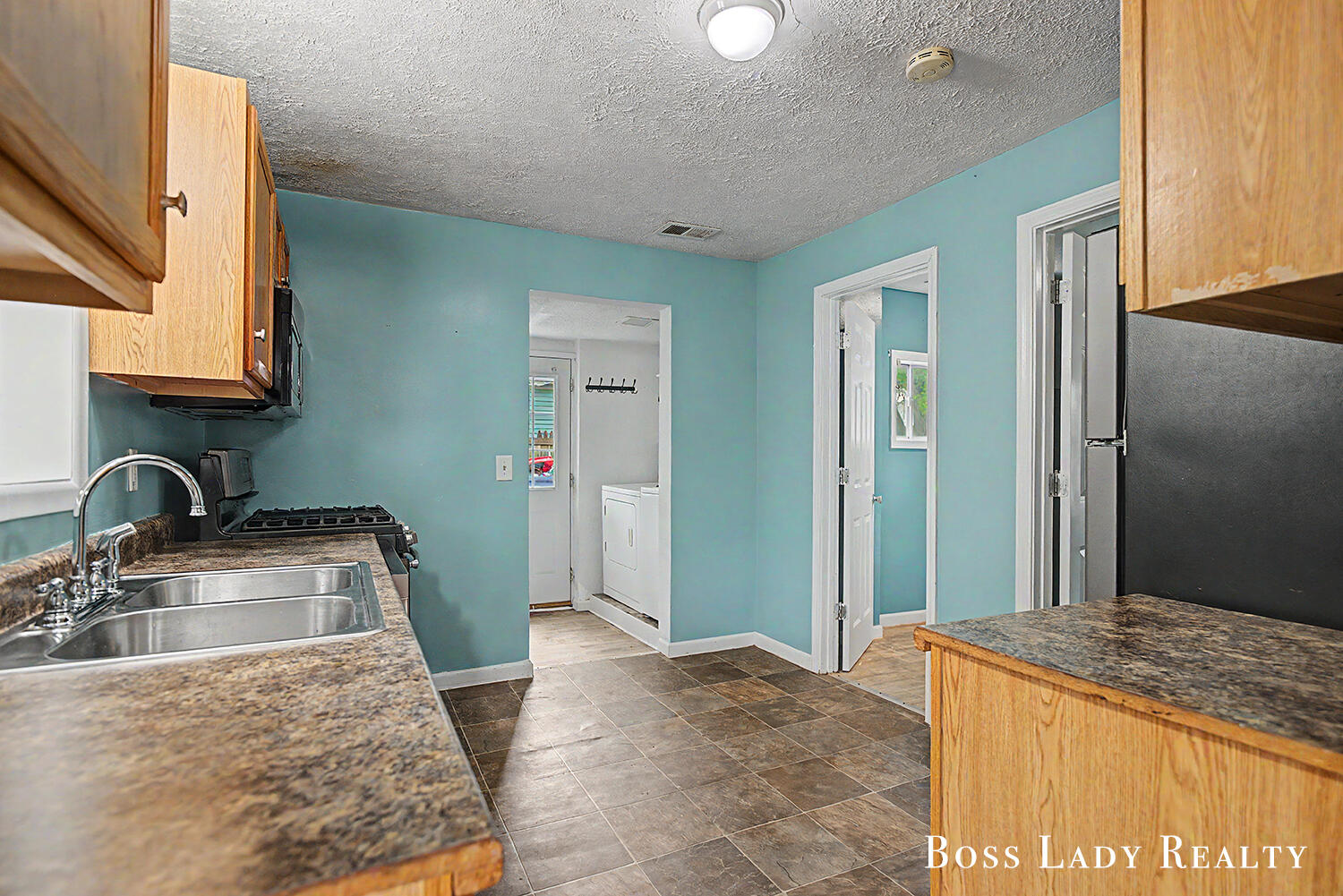 1220 Beechwood Street NE Grand Rapids MI 49505