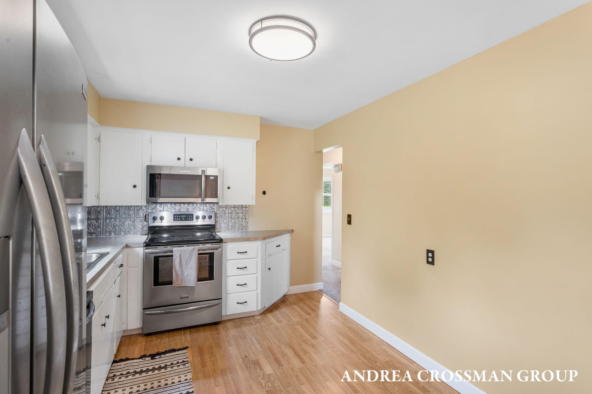 4684 Pine Drive Holland MI 49423
