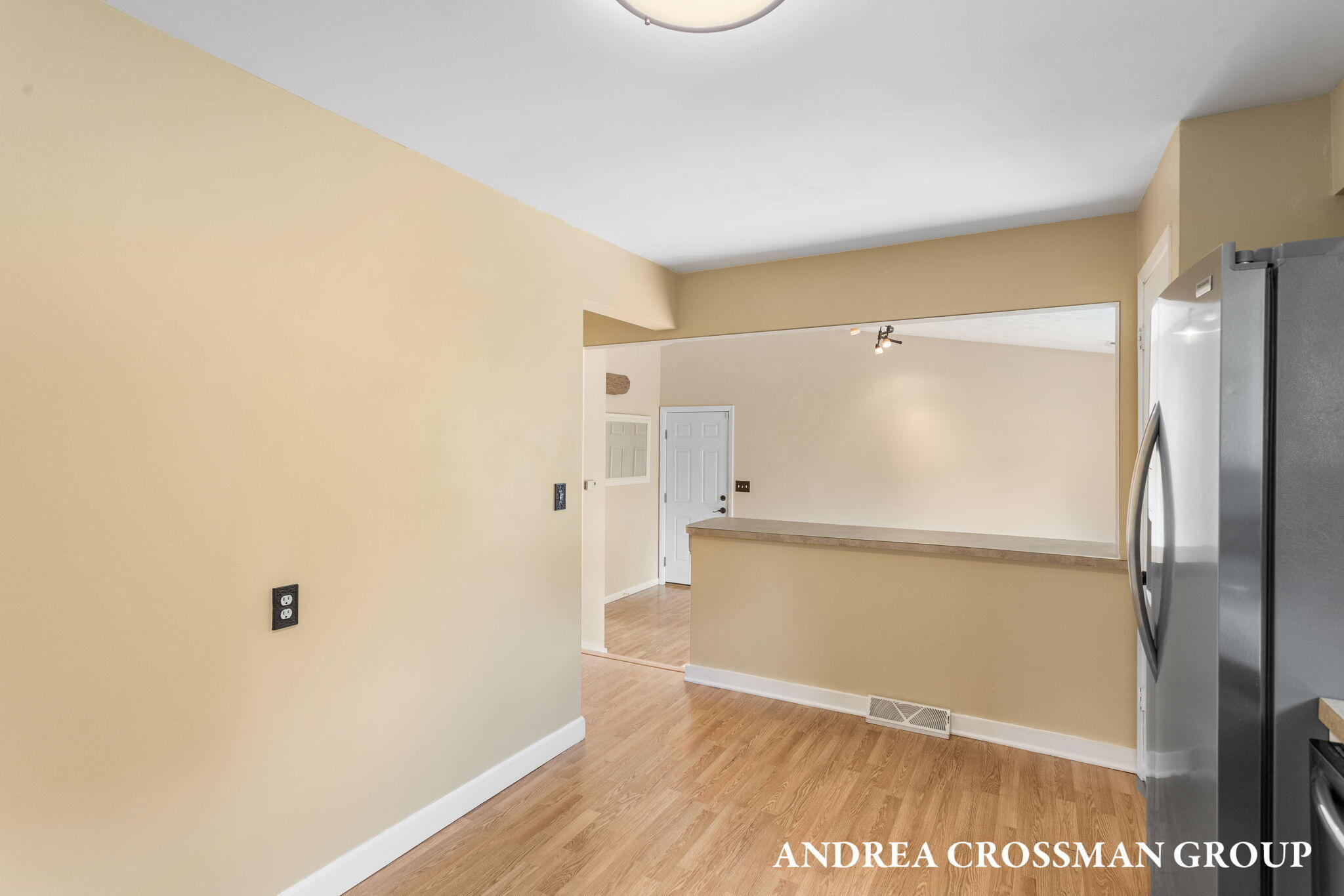 4684 Pine Drive Holland MI 49423