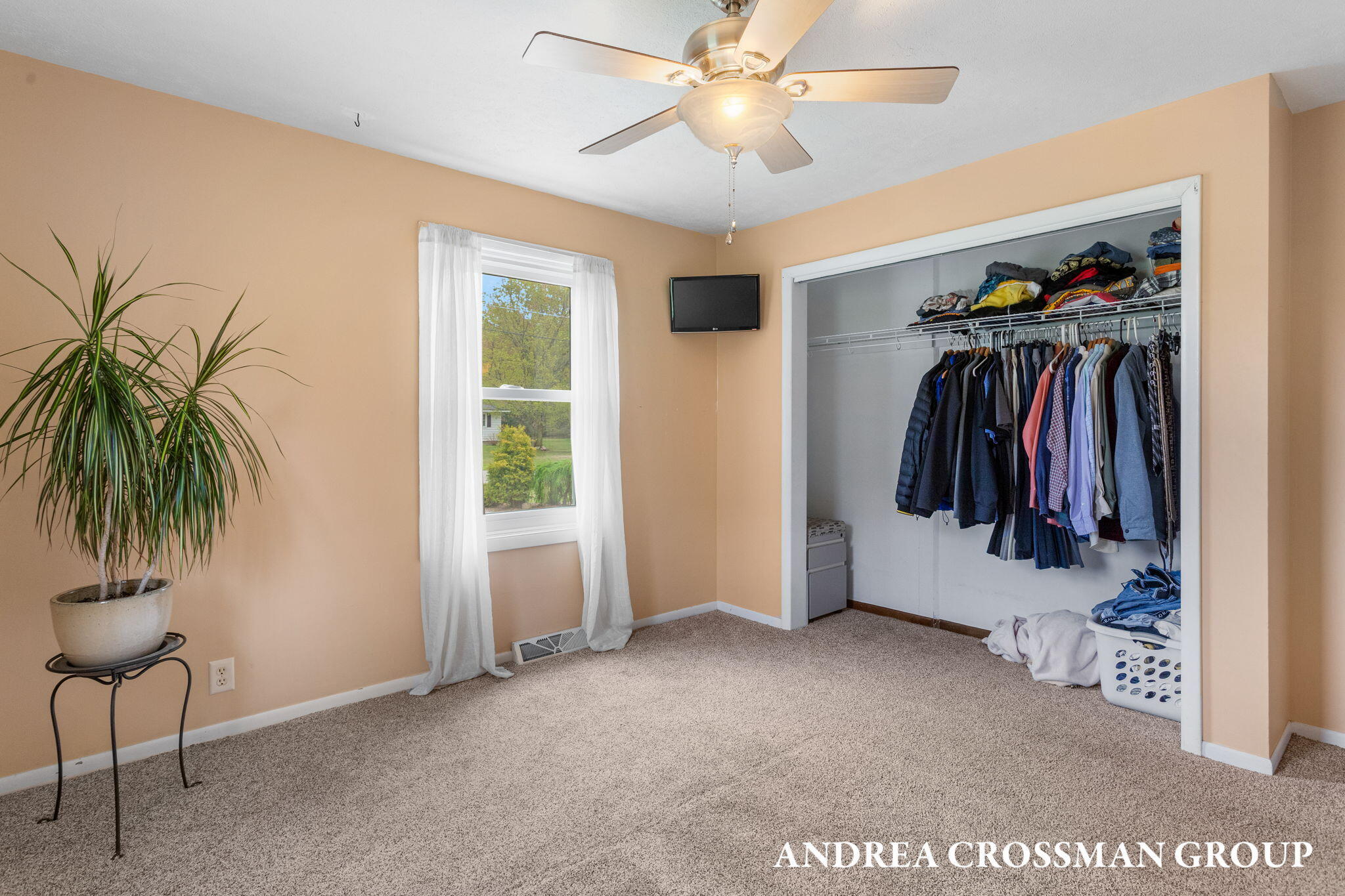4684 Pine Drive Holland MI 49423