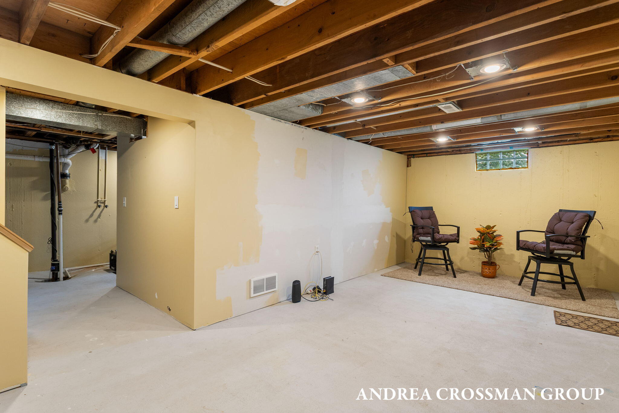 4684 Pine Drive Holland MI 49423