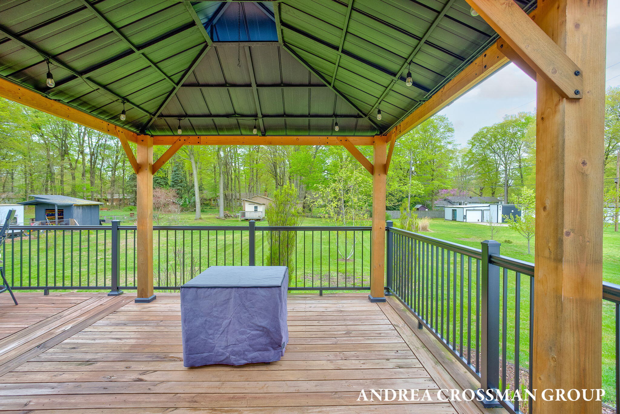 4684 Pine Drive Holland MI 49423