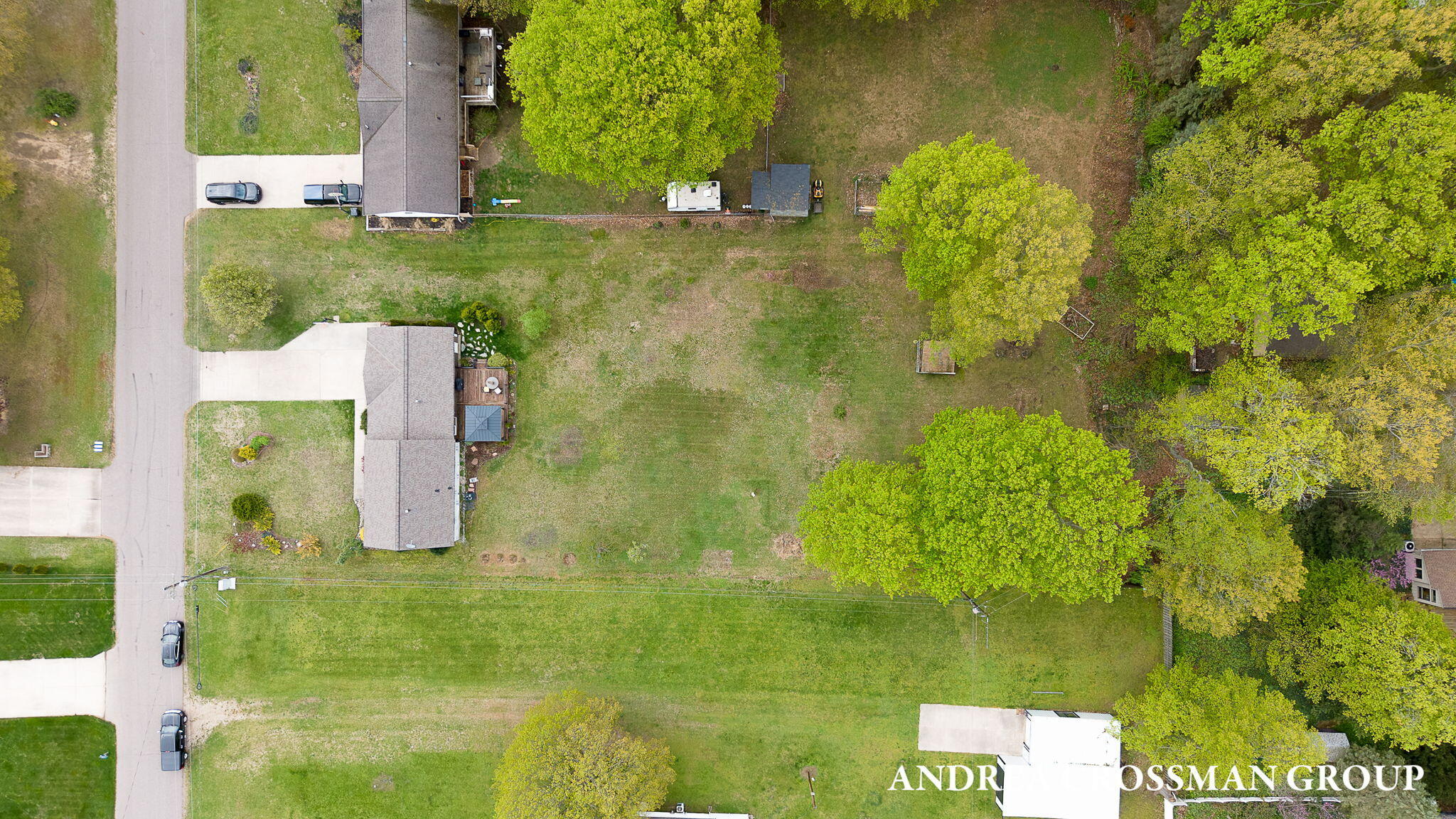 4684 Pine Drive Holland MI 49423