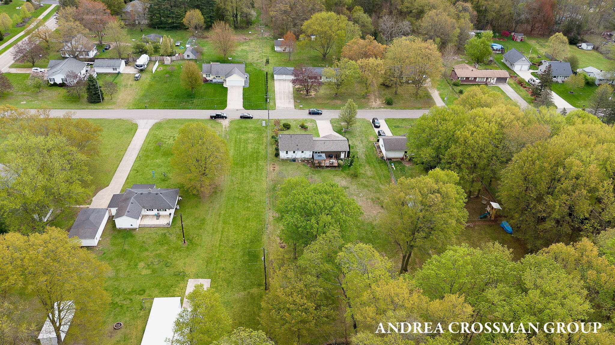 4684 Pine Drive Holland MI 49423