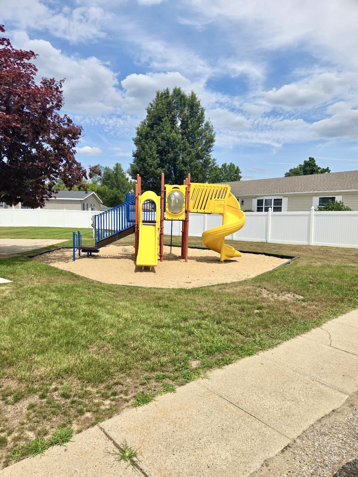 5688 Hawthorn Street Kalamazoo MI 49009