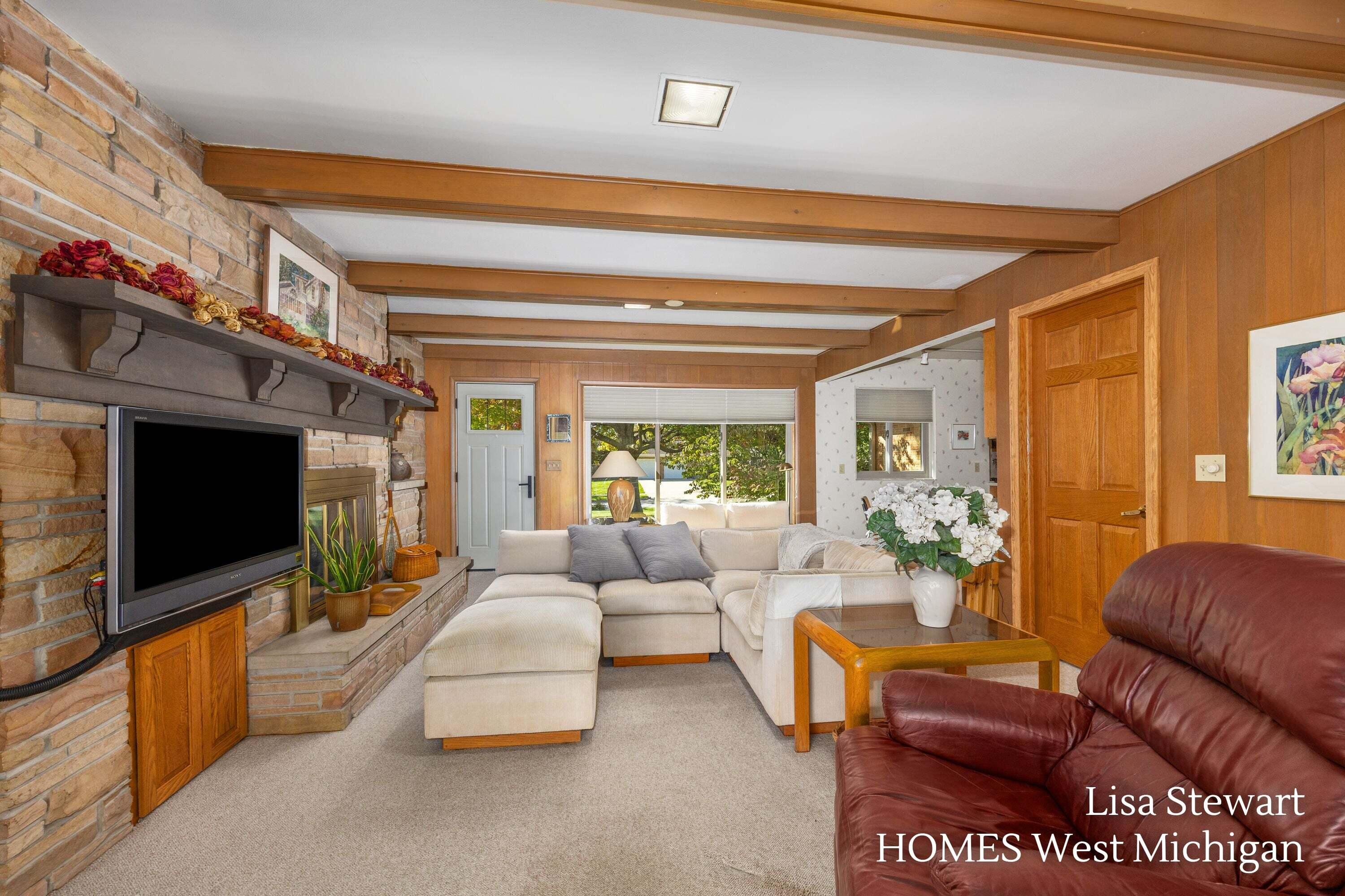 1410 Woodcliff Drive SE East Grand Rapids MI 49506