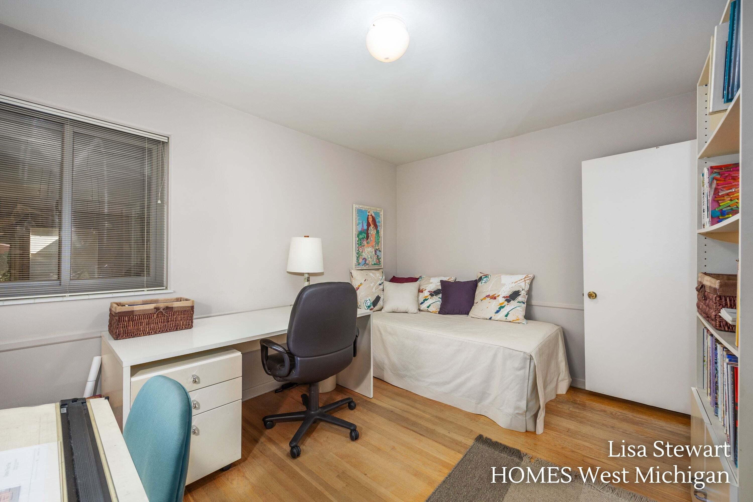 1410 Woodcliff Drive SE East Grand Rapids MI 49506