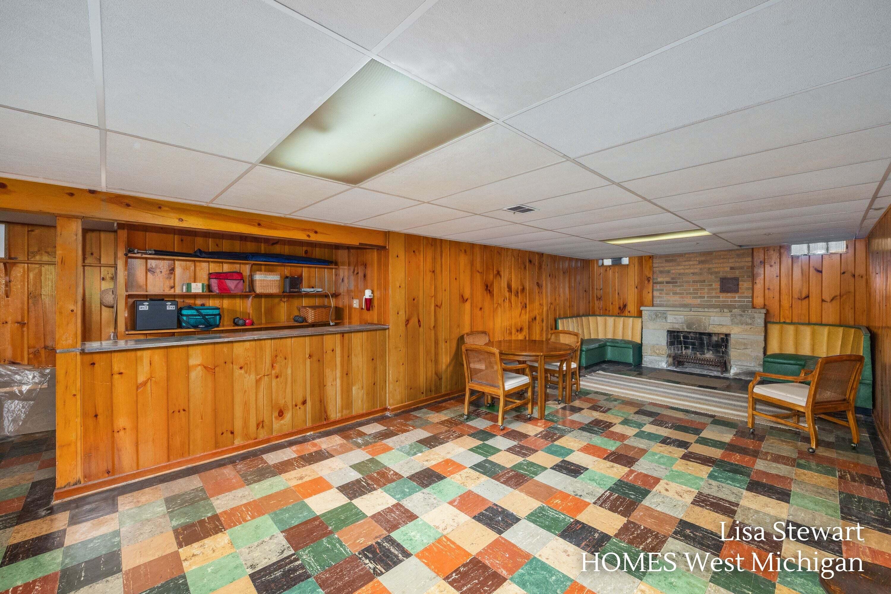 1410 Woodcliff Drive SE East Grand Rapids MI 49506