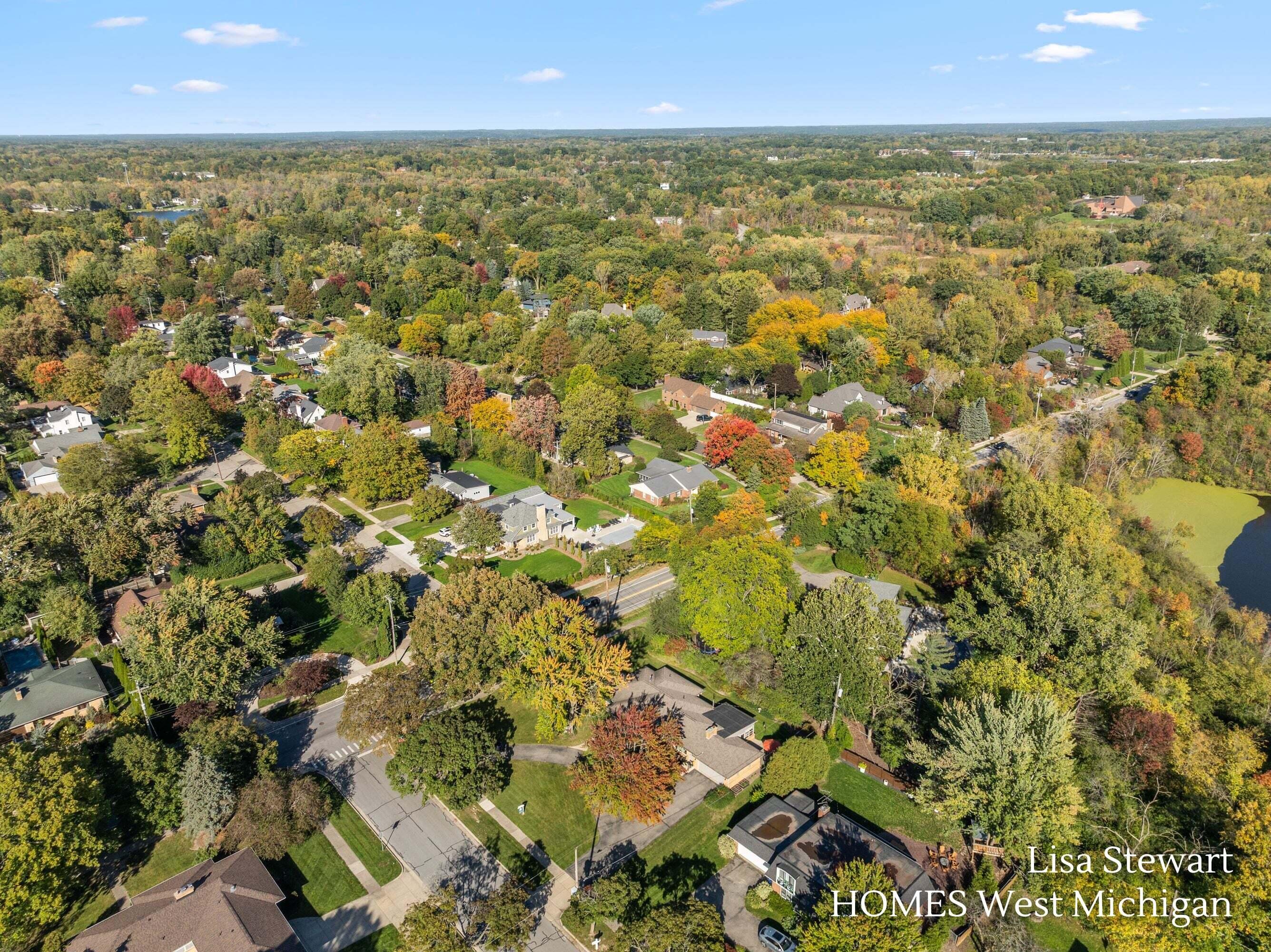 1410 Woodcliff Drive SE East Grand Rapids MI 49506